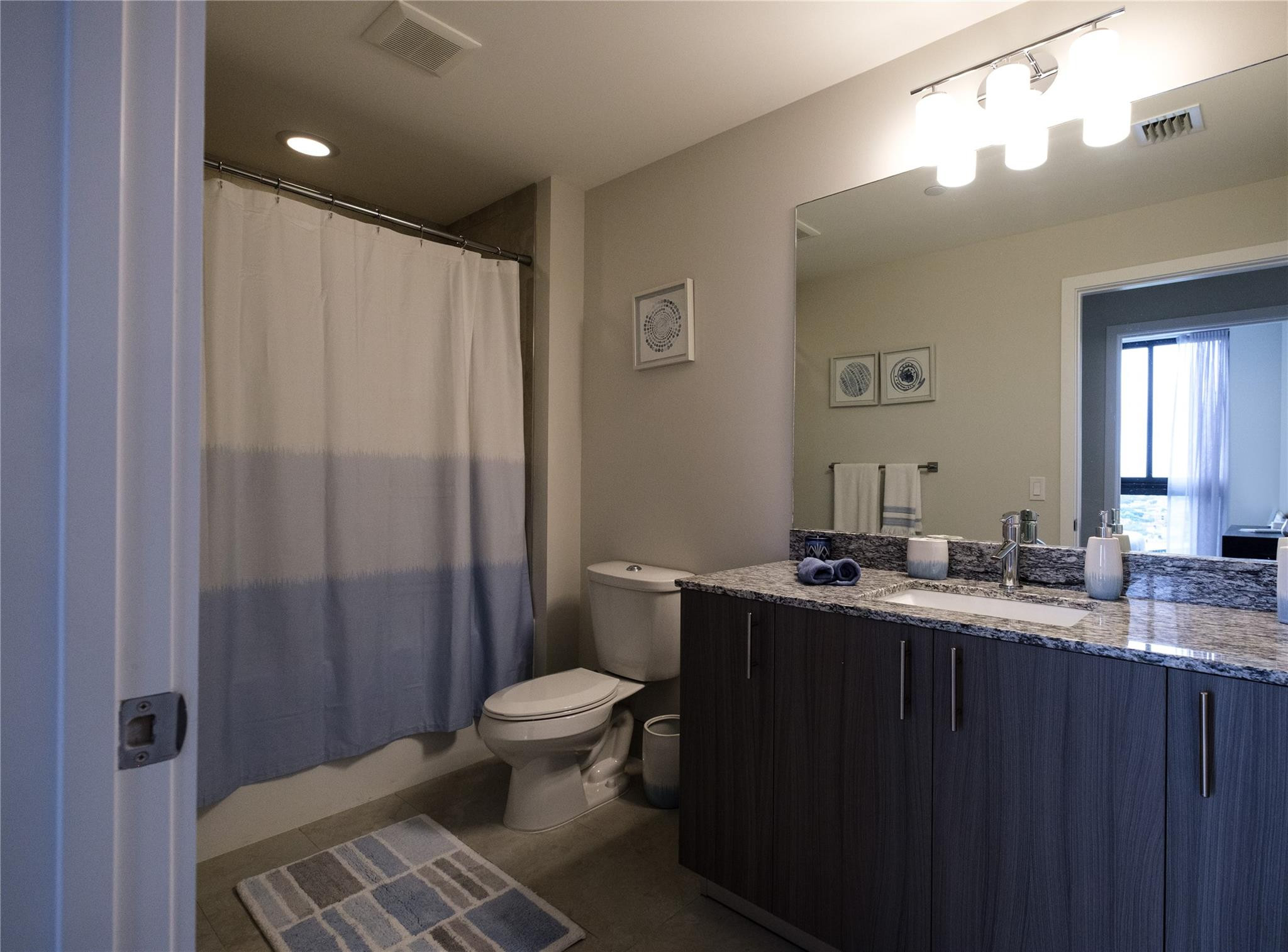 5350 NW 84th #1413, Doral FL 33166