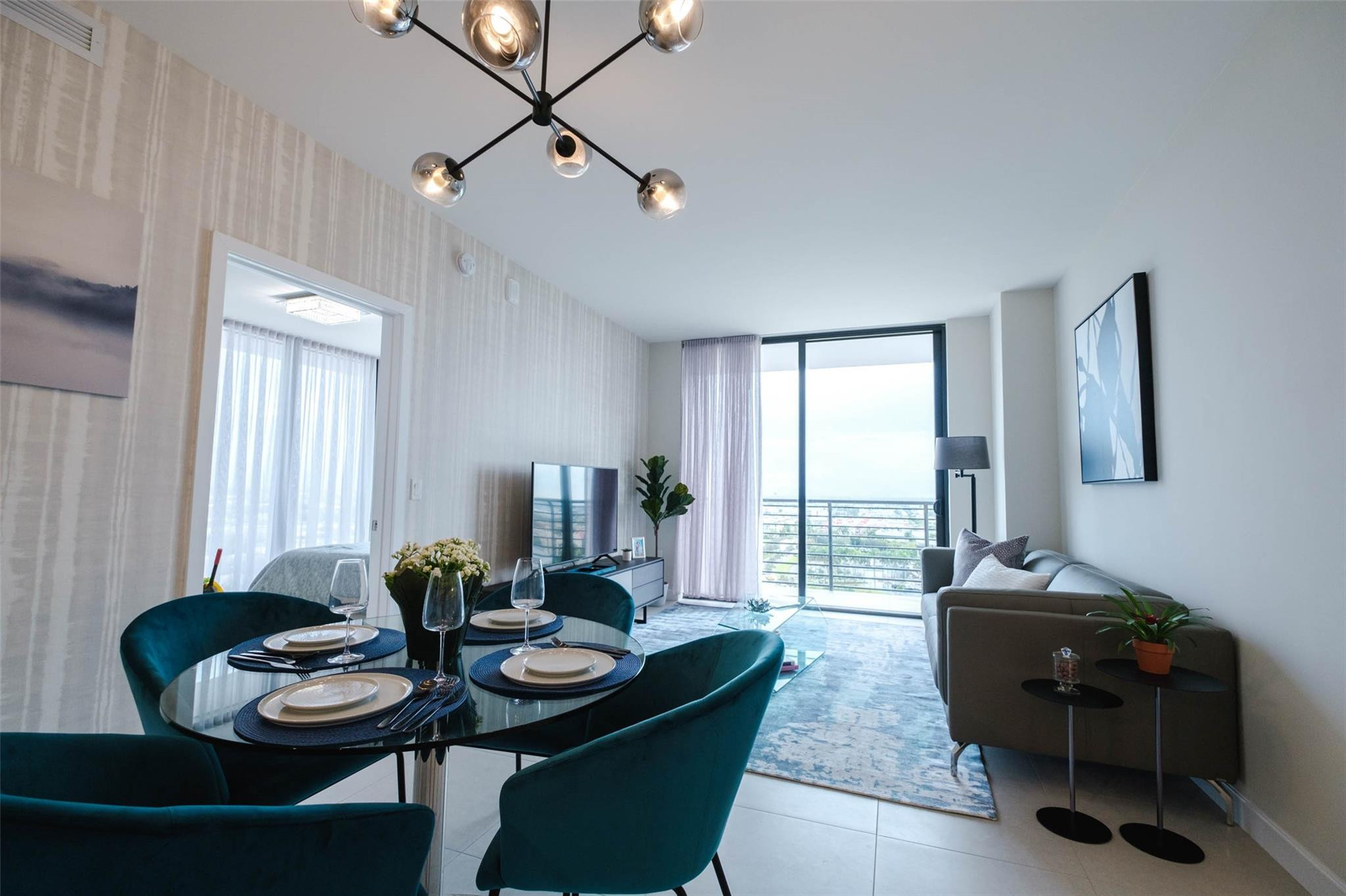 5350 NW 84th #1413, Doral FL 33166