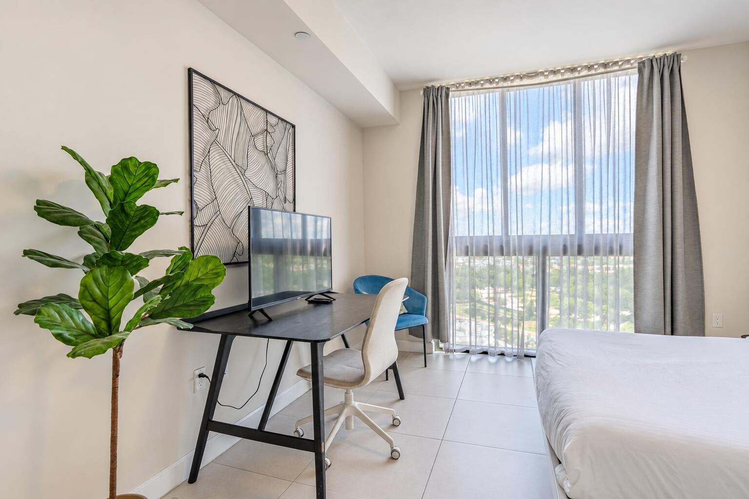 5350 NW 84th #1413, Doral FL 33166