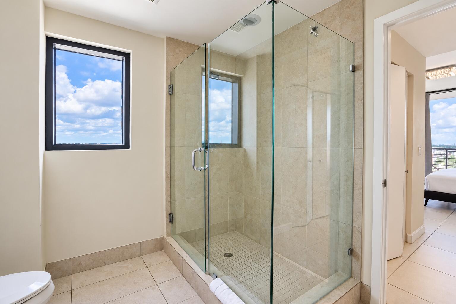 5350 NW 84th #1413, Doral FL 33166