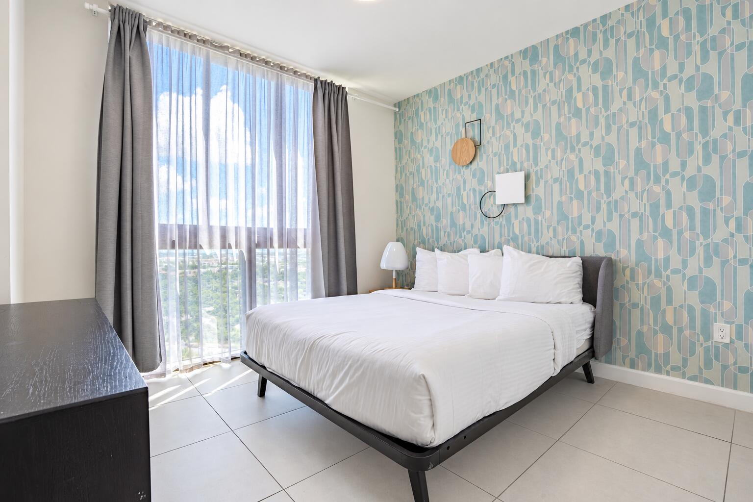 5350 NW 84th #1413, Doral FL 33166