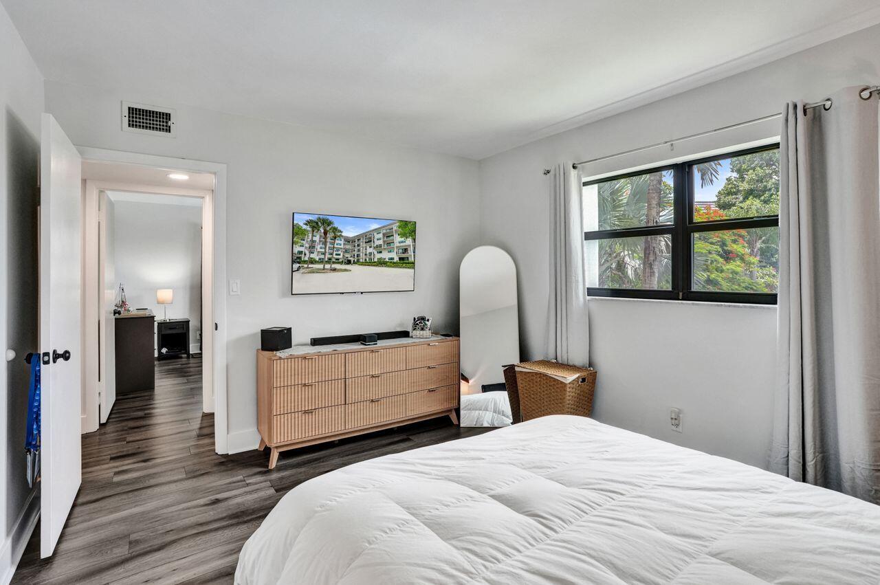 1000 RIVER REACH #321, Fort Lauderdale FL 33315