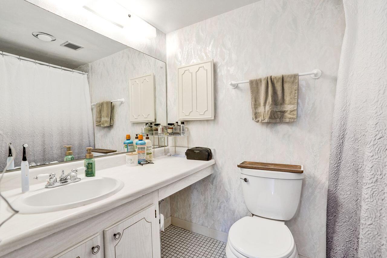 1000 RIVER REACH #321, Fort Lauderdale FL 33315