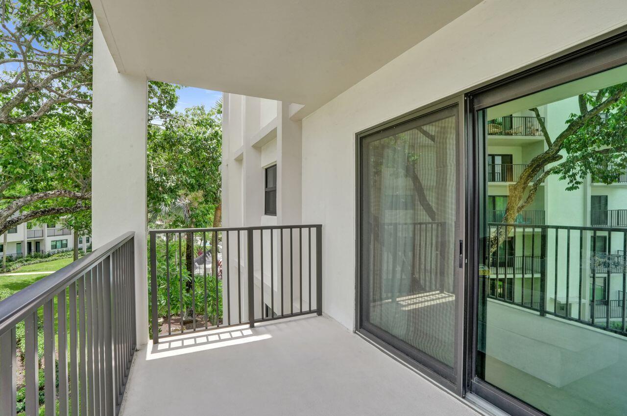 1000 RIVER REACH #321, Fort Lauderdale FL 33315