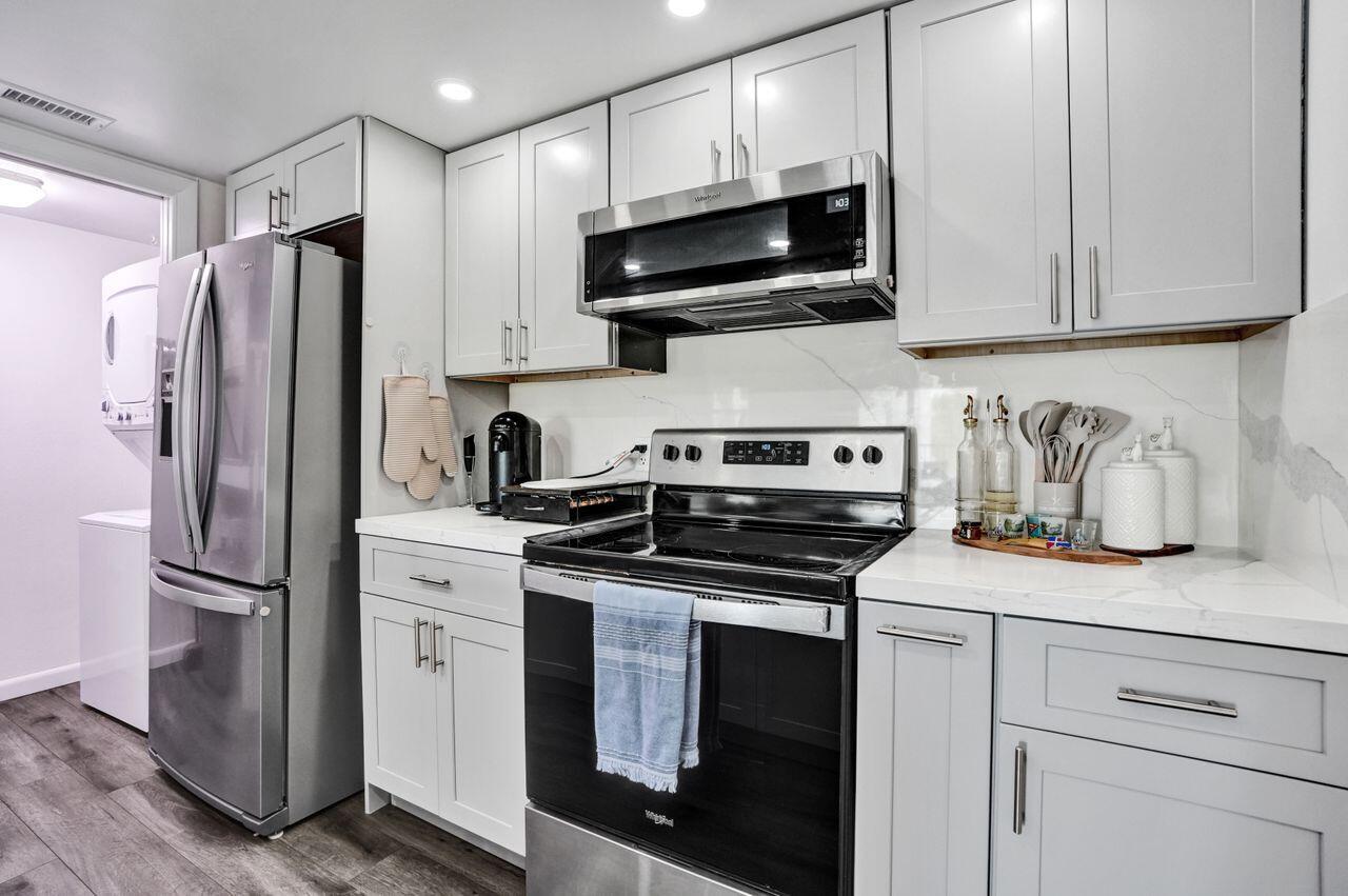 1000 RIVER REACH #321, Fort Lauderdale FL 33315