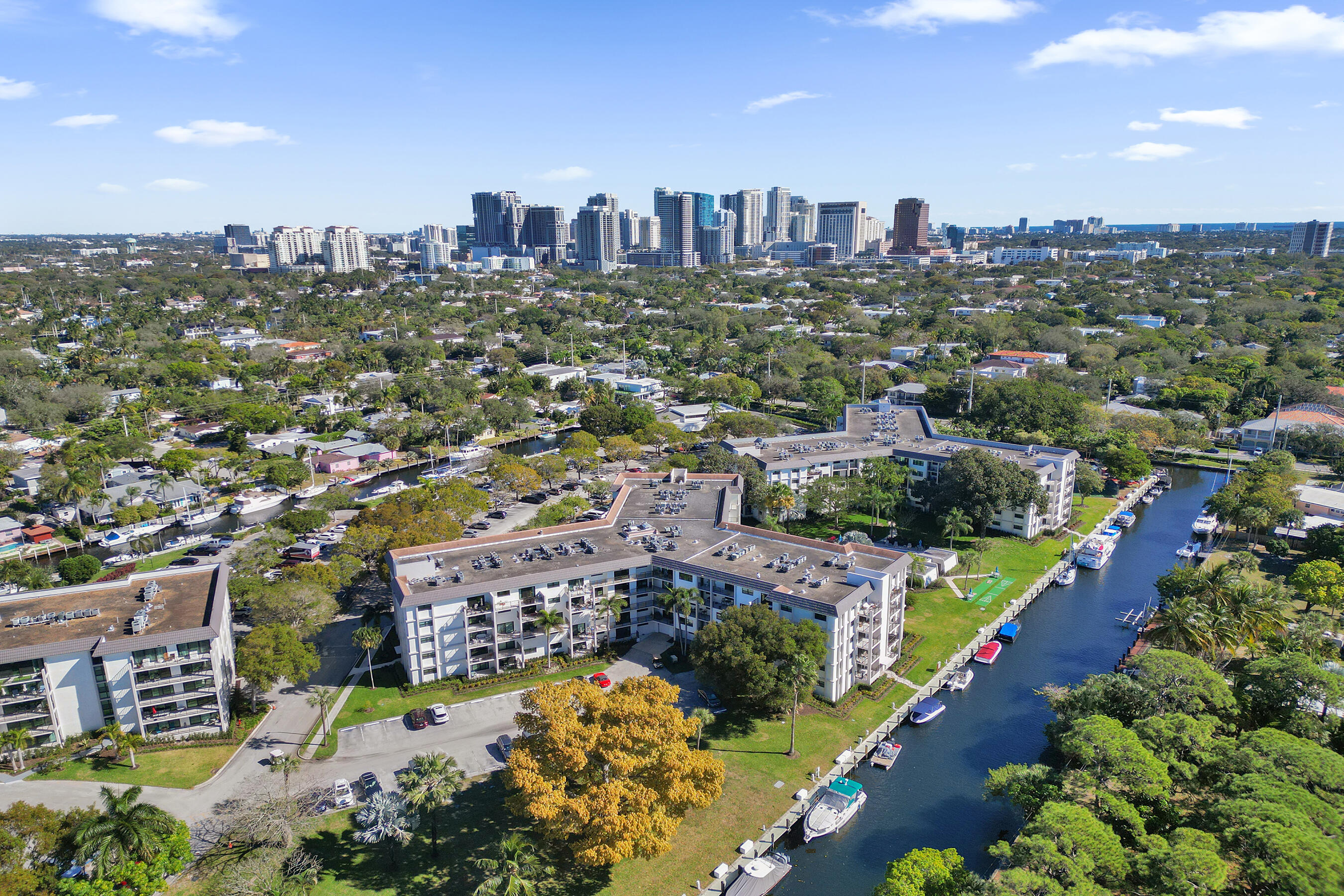 1000 RIVER REACH #321, Fort Lauderdale FL 33315