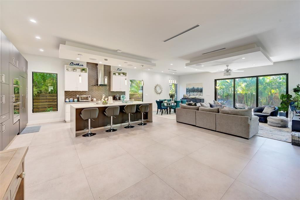 1616 SE 2nd, Fort Lauderdale FL 33301