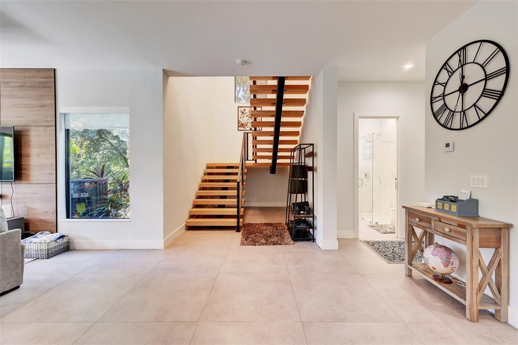 1616 SE 2nd, Fort Lauderdale FL 33301