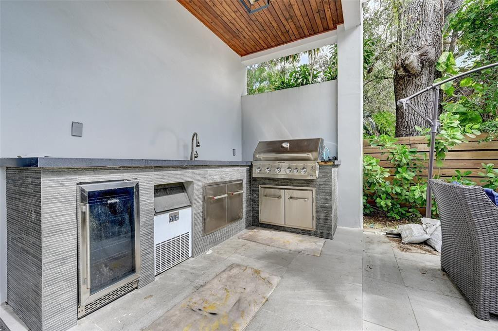 1616 SE 2nd, Fort Lauderdale FL 33301