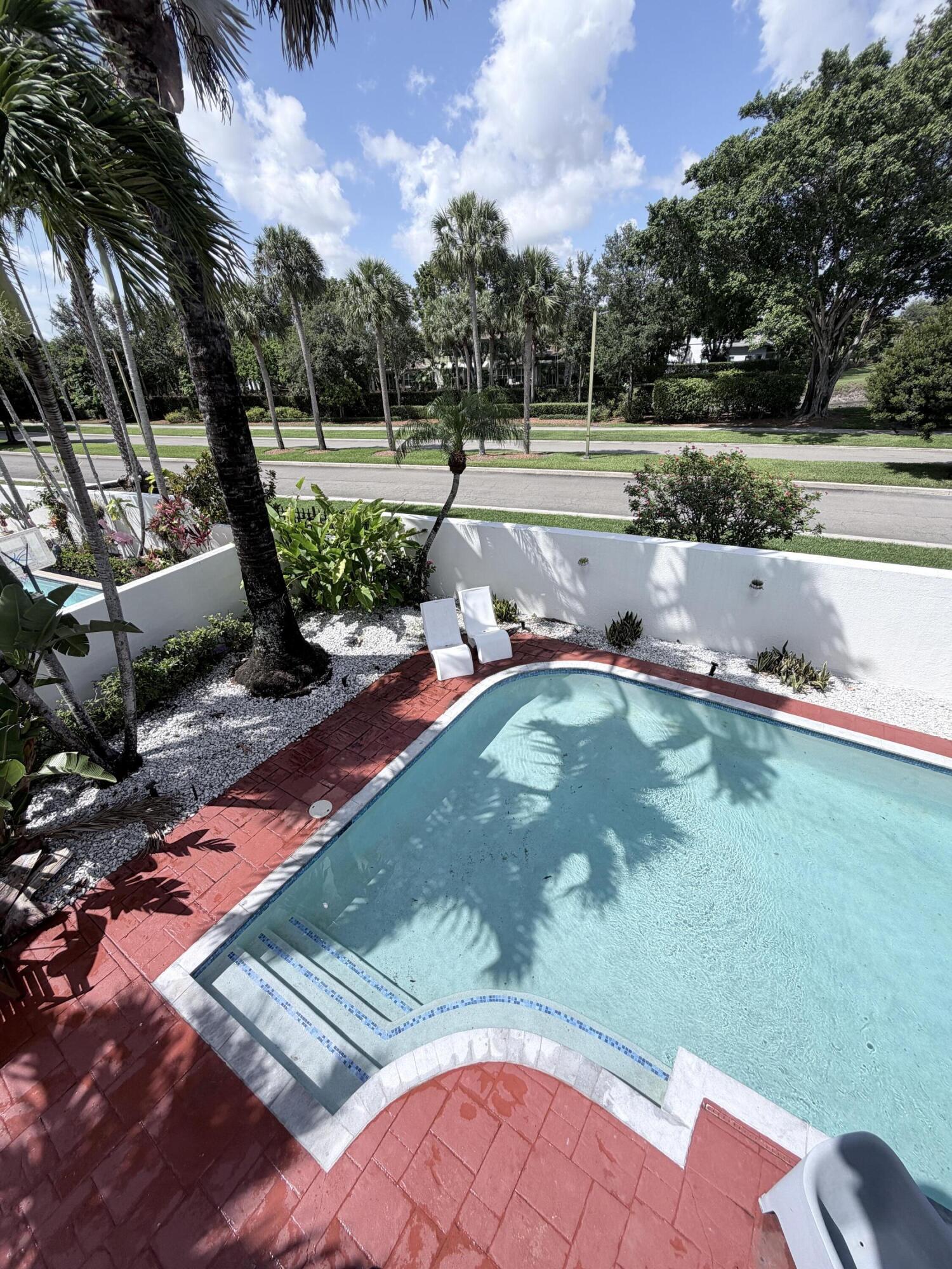 6532 Via Rosa, Boca Raton FL 33433