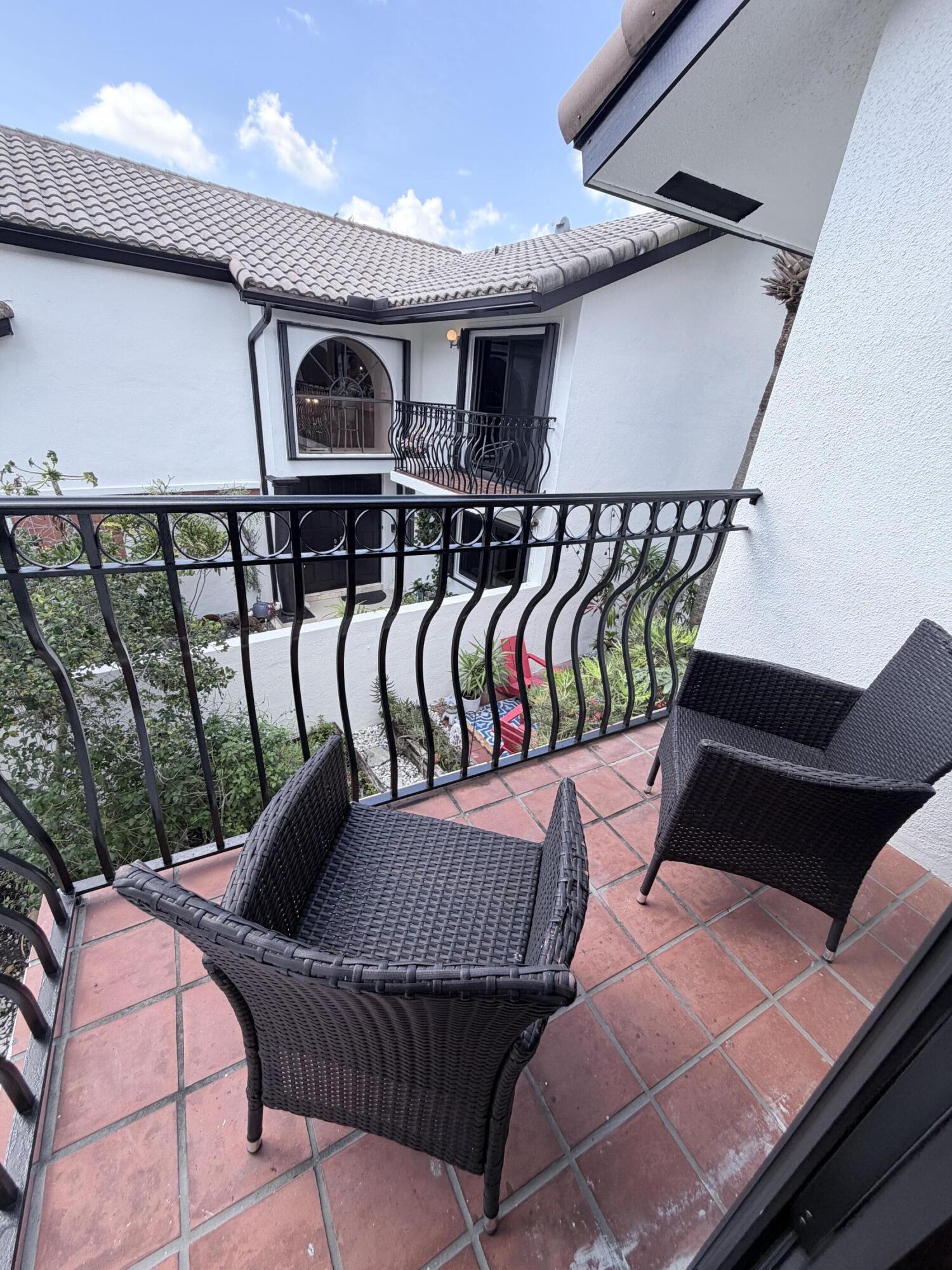6532 Via Rosa, Boca Raton FL 33433