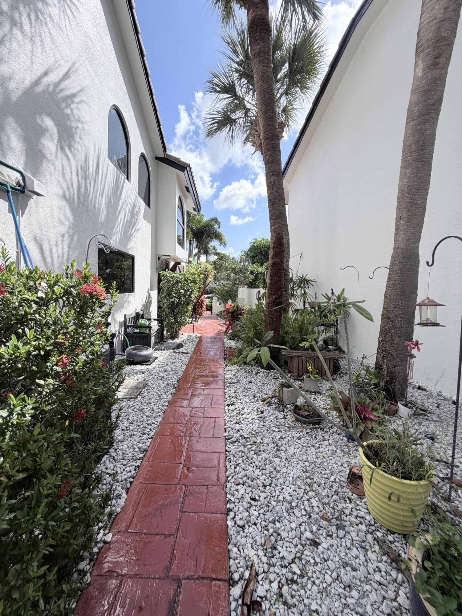 6532 Via Rosa, Boca Raton FL 33433