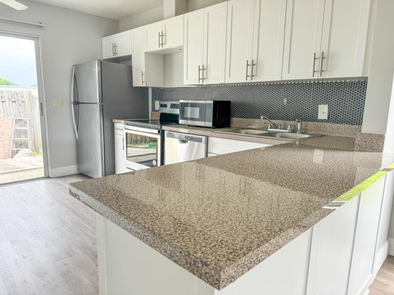 4852 Orleans #D, West Palm Beach FL 33415