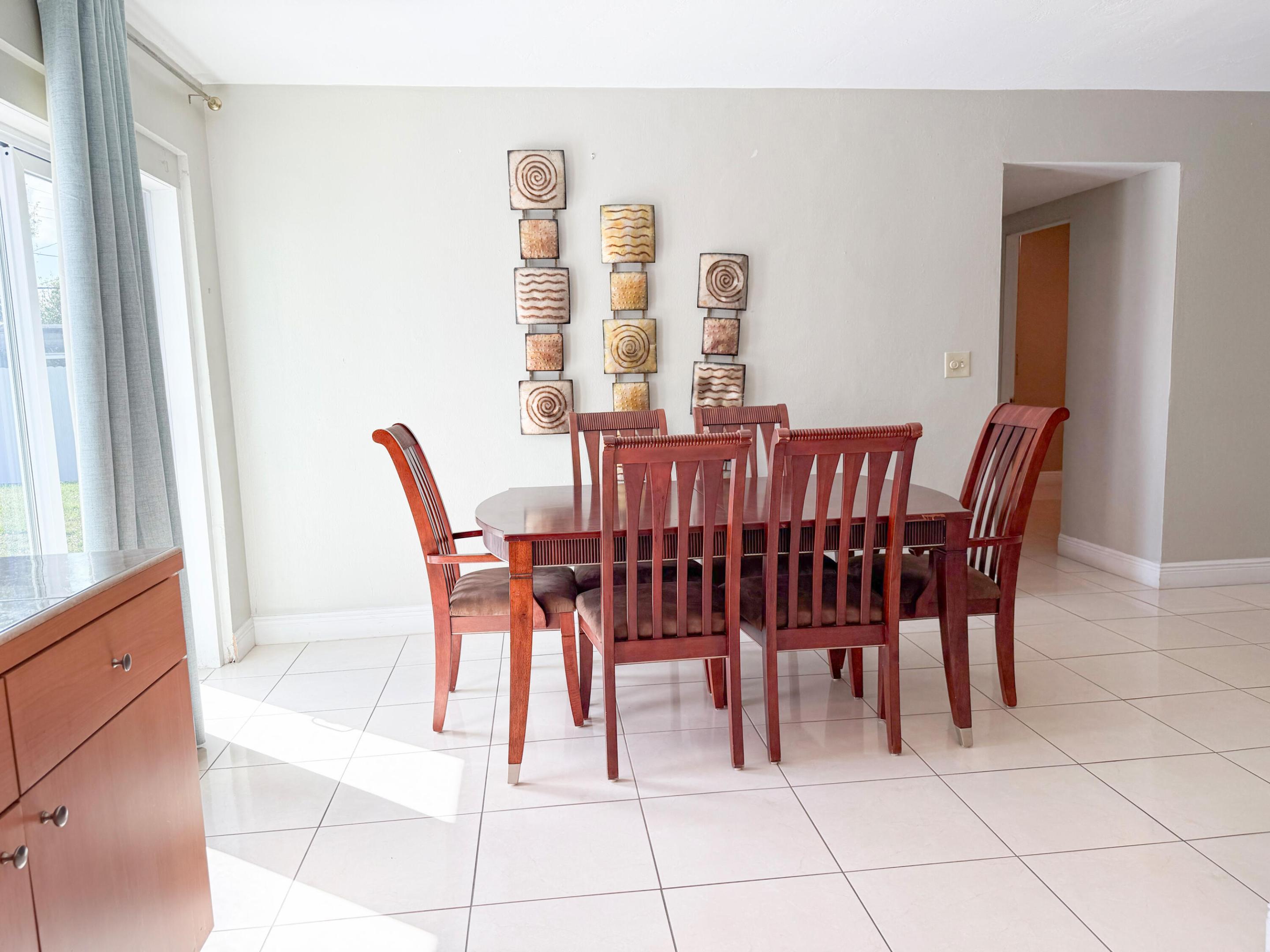 19731 NW 4TH, Miami Gardens FL 33169