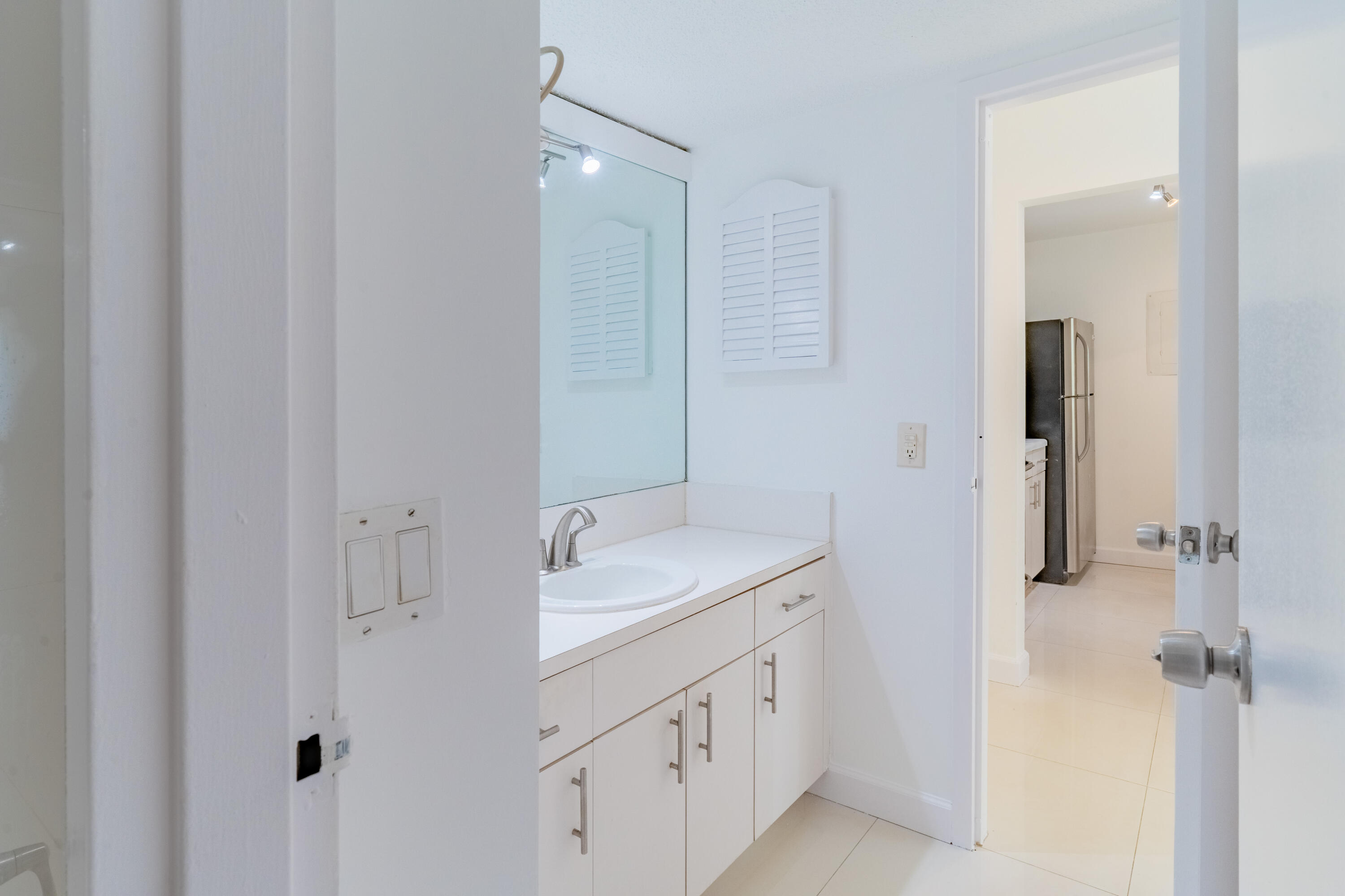 2160 SW 16TH #317, Miami FL 33145