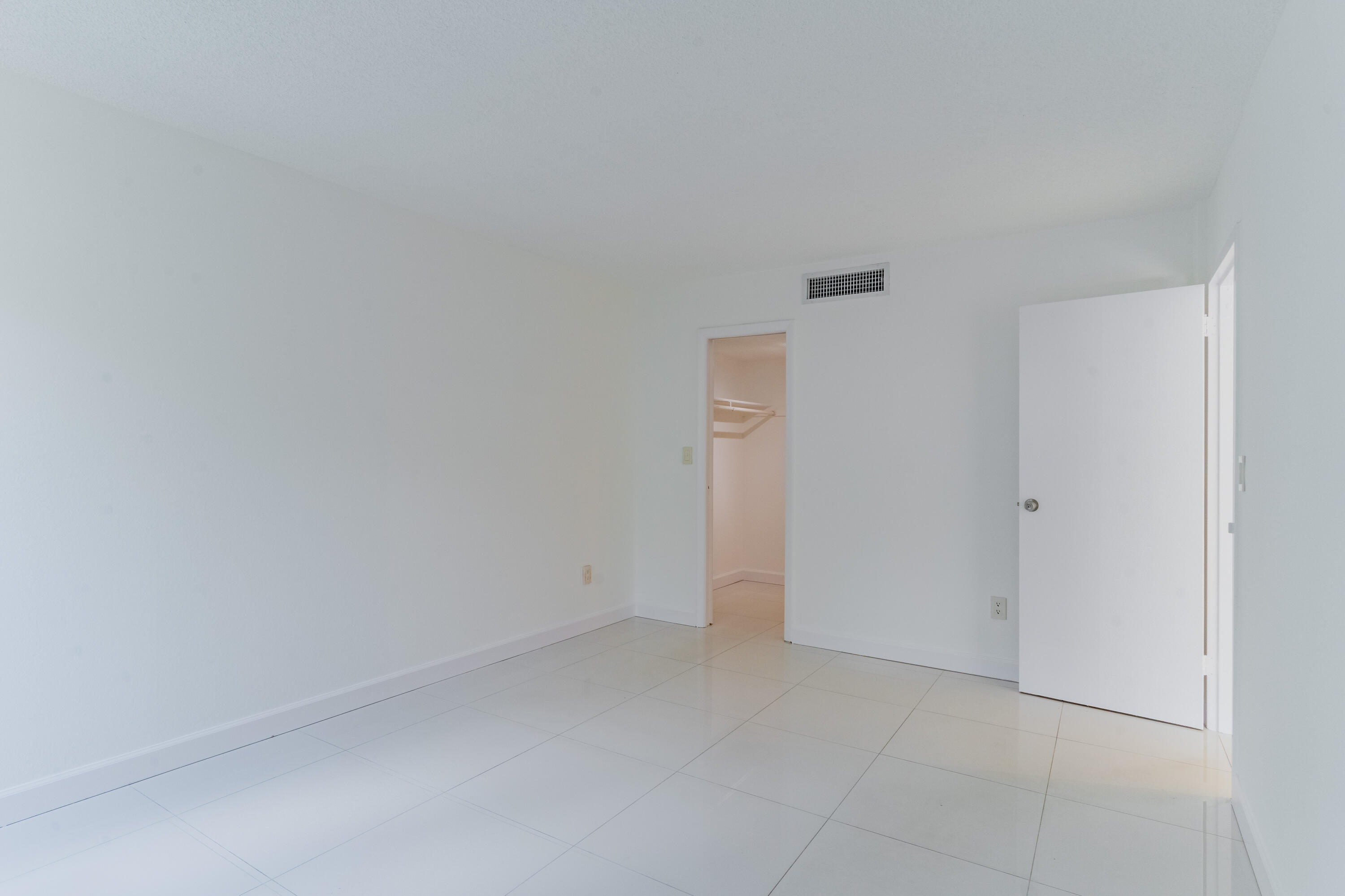 2160 SW 16TH #317, Miami FL 33145