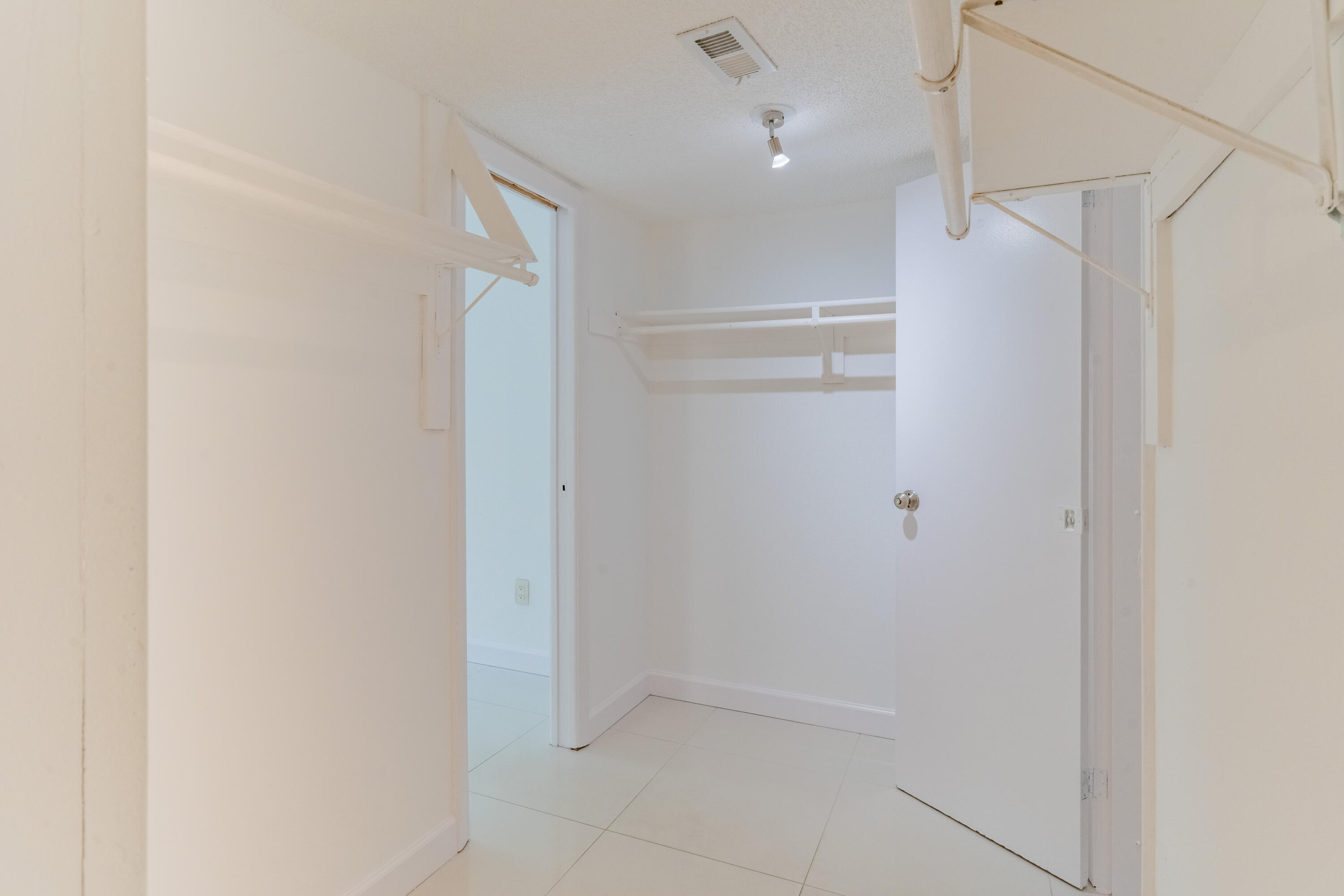 2160 SW 16TH #317, Miami FL 33145
