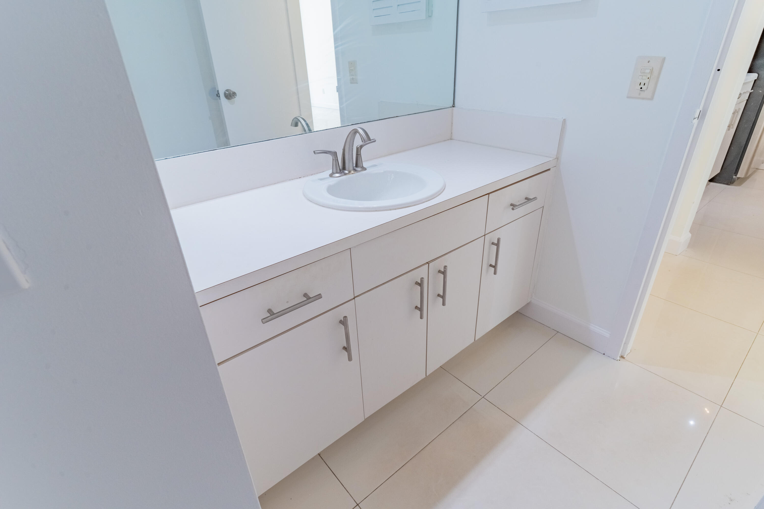 2160 SW 16TH #317, Miami FL 33145