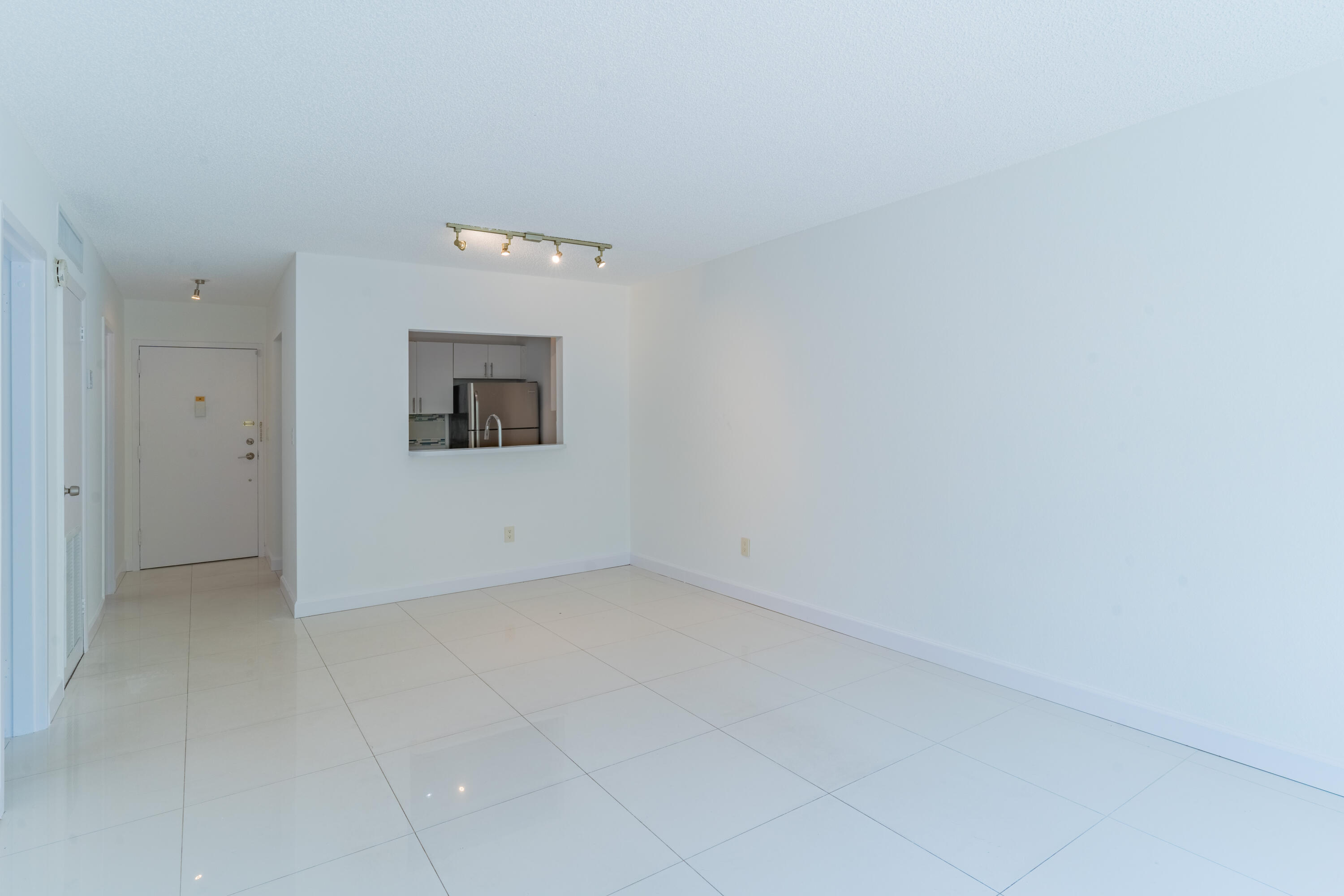 2160 SW 16TH #317, Miami FL 33145