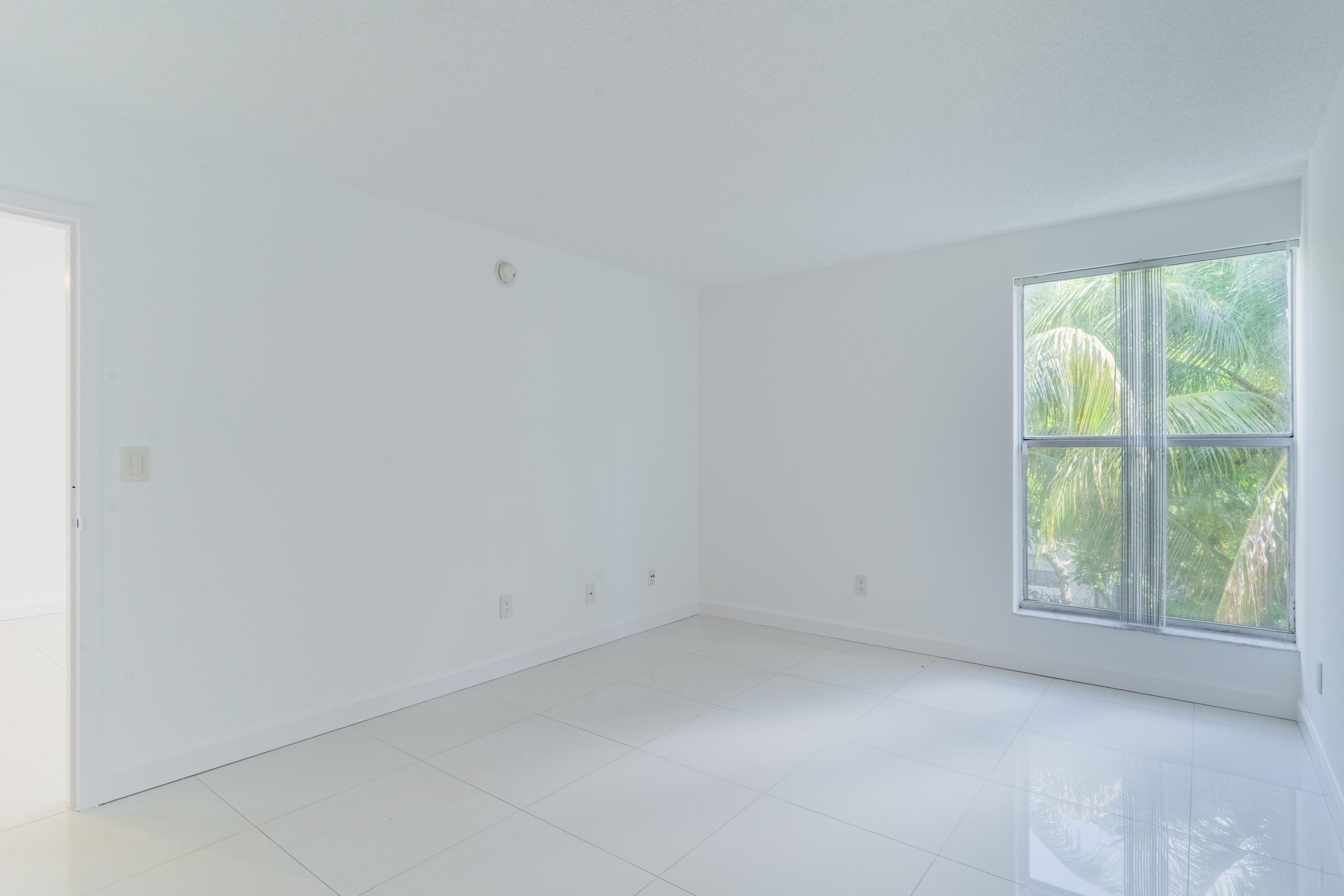 2160 SW 16TH #317, Miami FL 33145