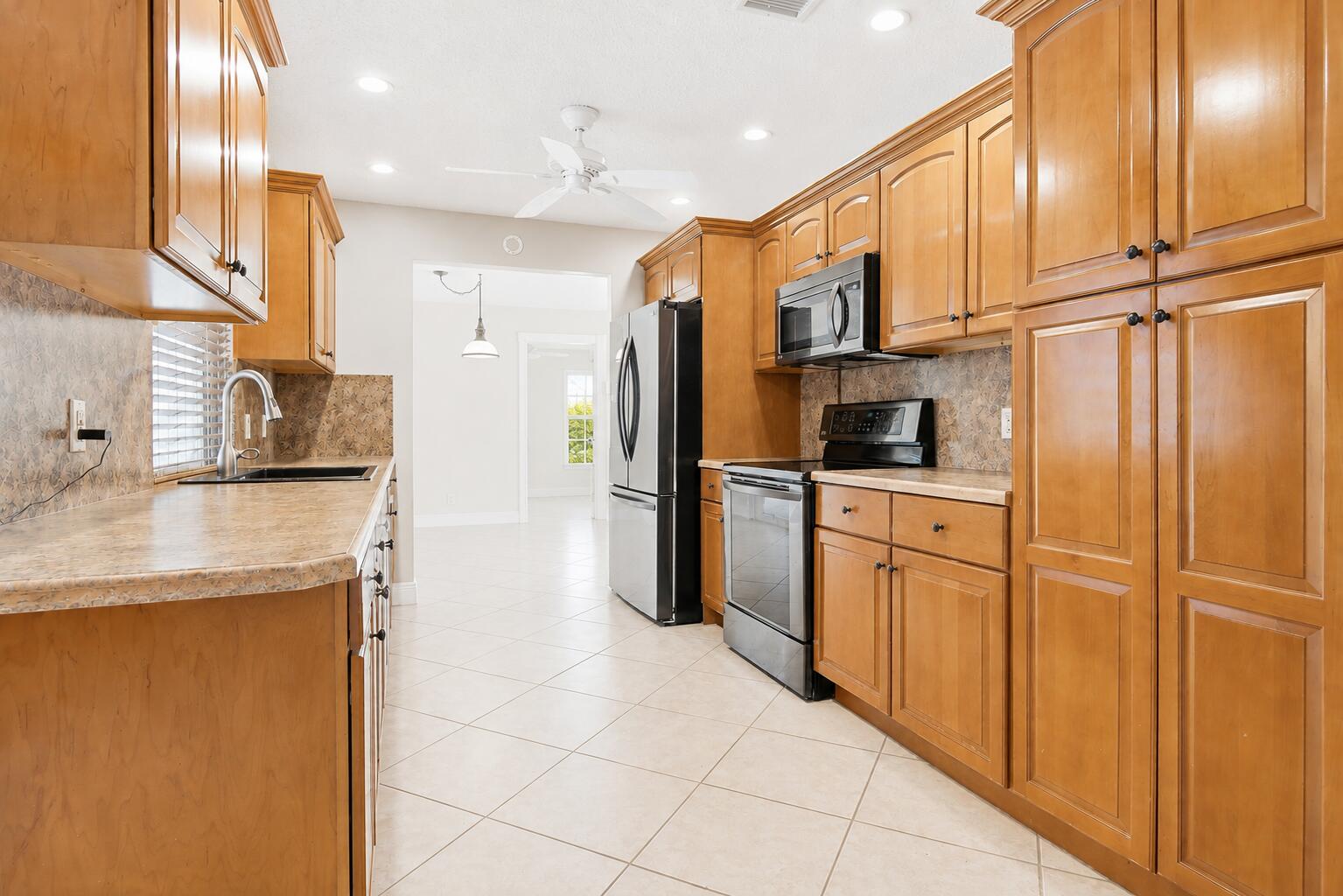 1966 Emilio, West Palm Beach FL 33406