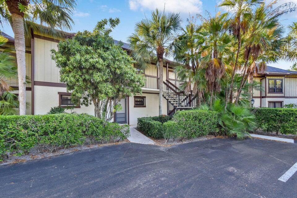 13334 Polo Club #230, Wellington FL 33414