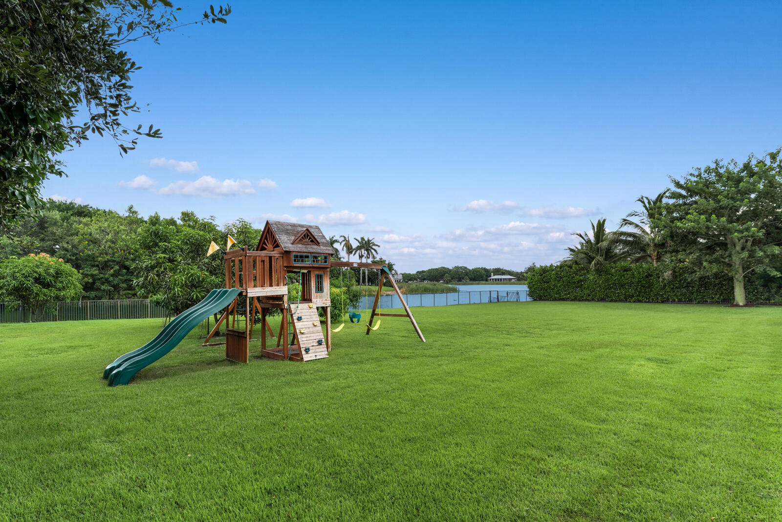 17130 Avenue Le Rivage, Boca Raton FL 33496