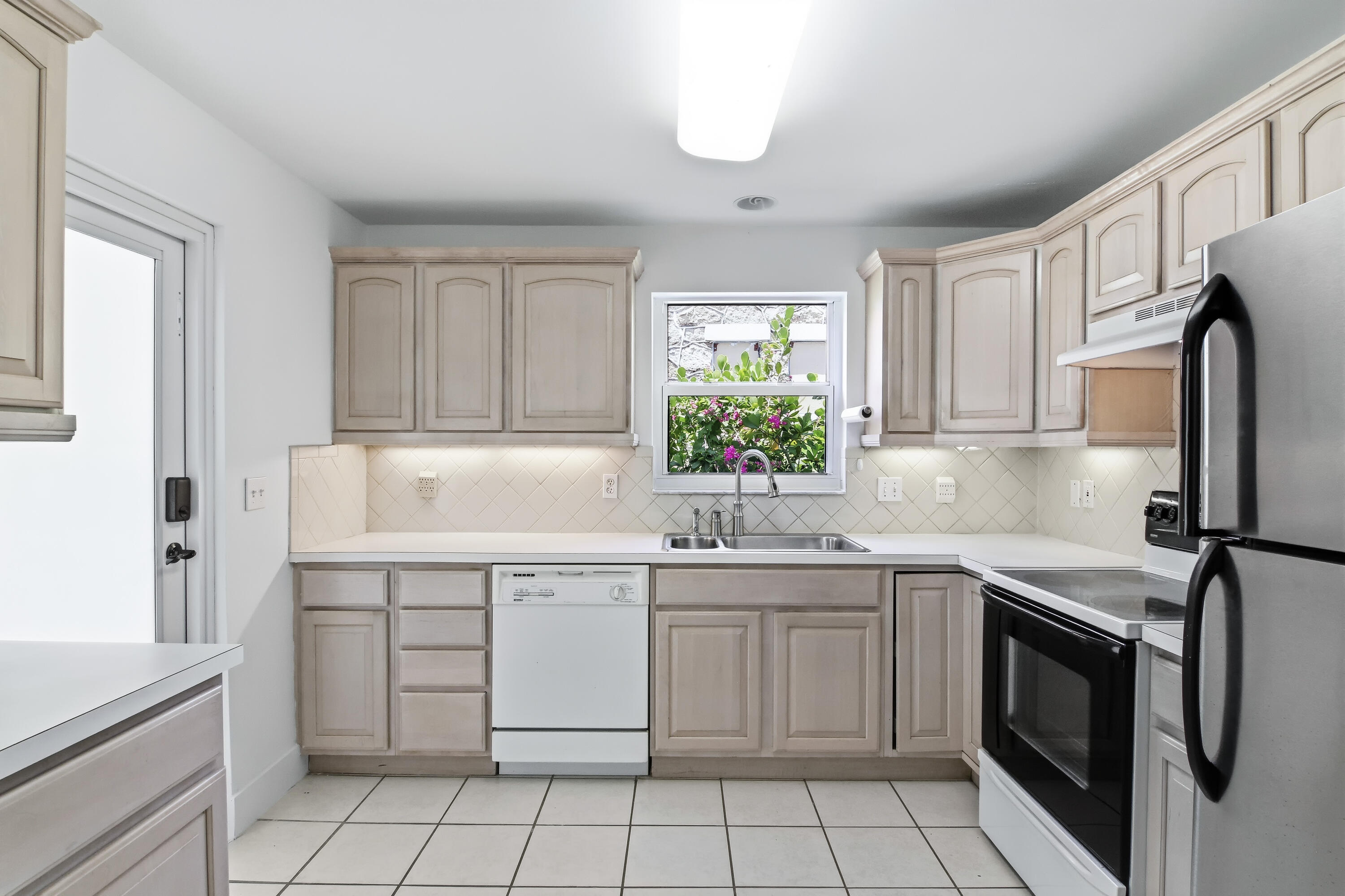 106 Auburn, Lake Worth FL 33460