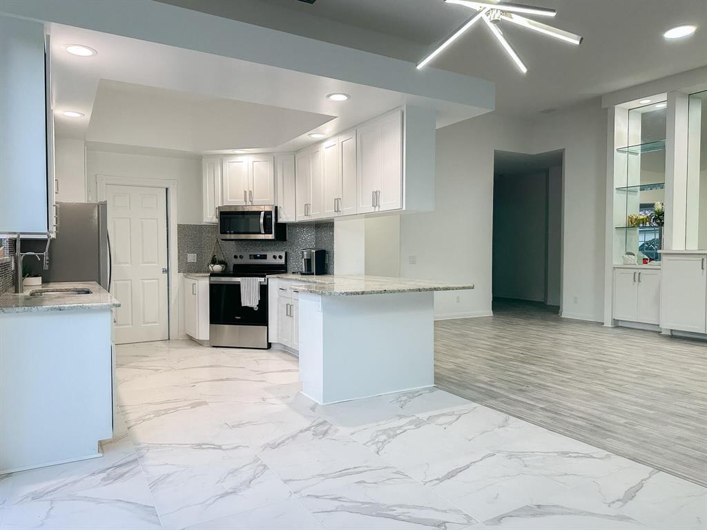 7046 FISH CREEK, West Palm Beach FL 33411