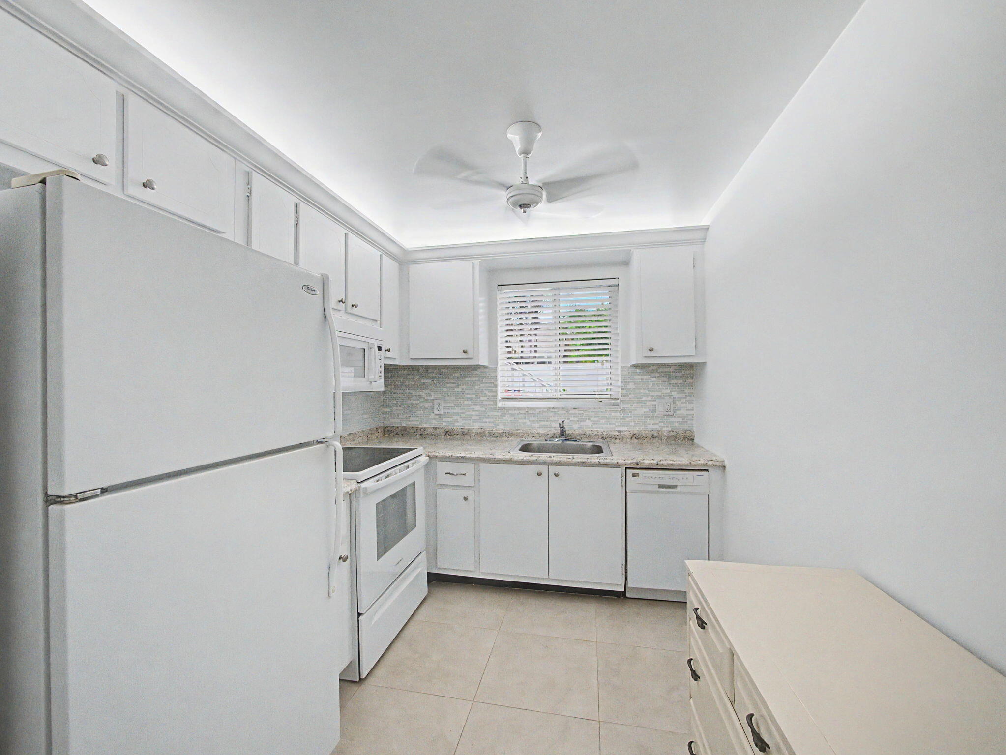 3 Westwood #101E, Tequesta FL 33469