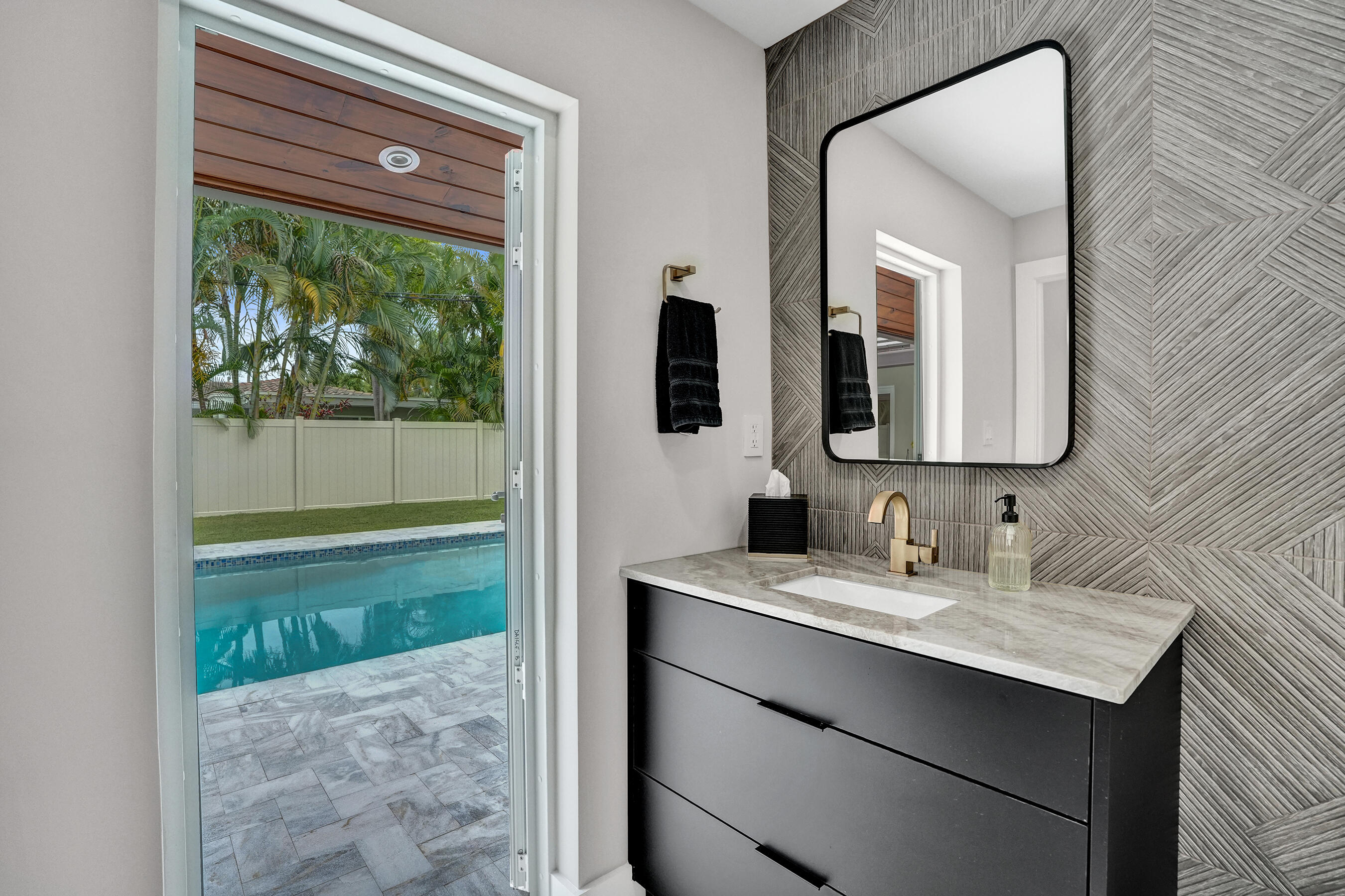3608 NE 24TH, Fort Lauderdale FL 33308
