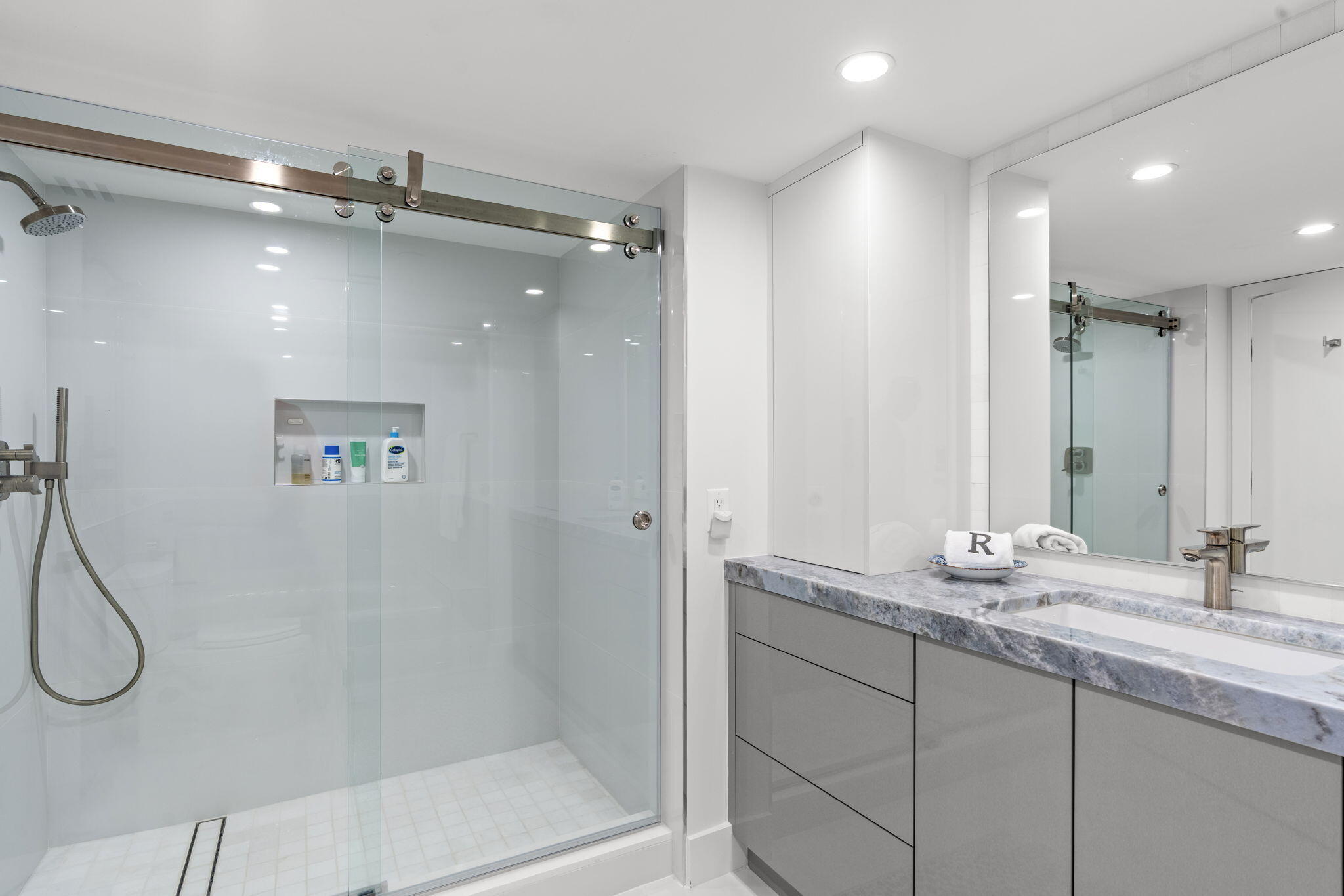 4301 N OCEAN #1706, Boca Raton FL 33431