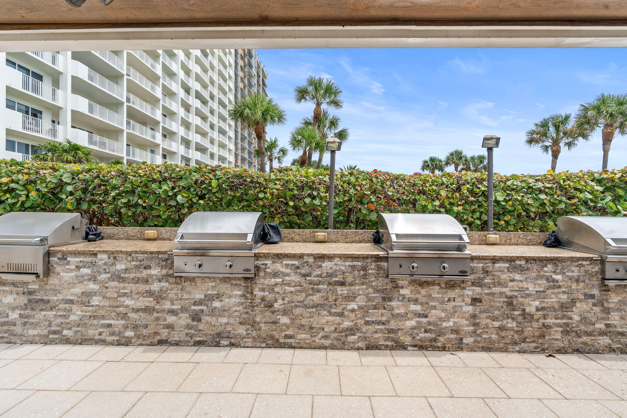 4301 N OCEAN #1706, Boca Raton FL 33431