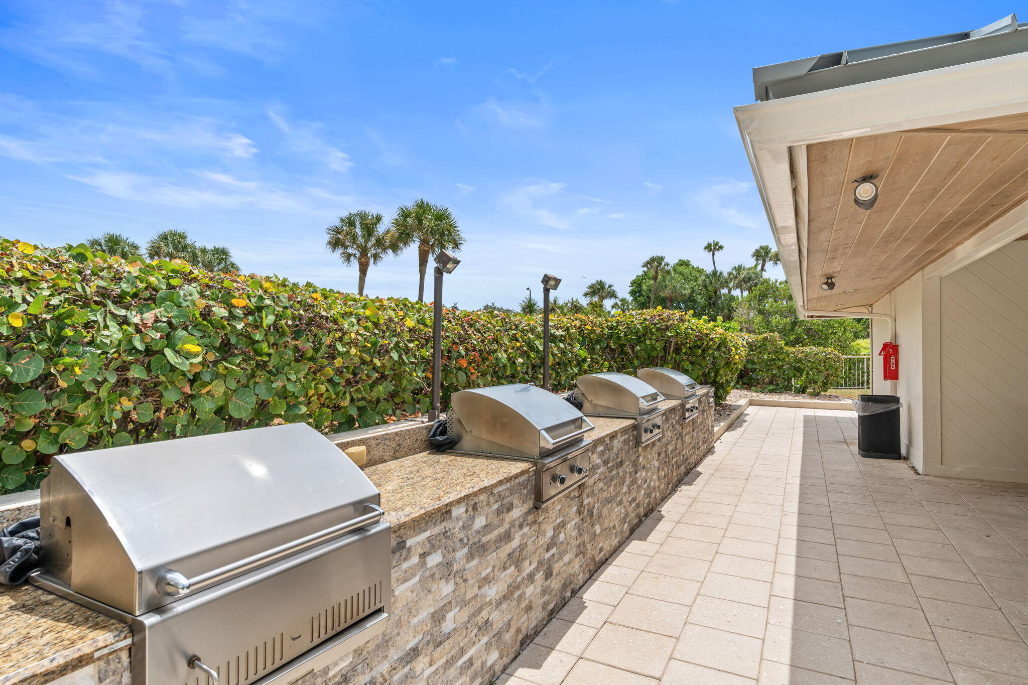 4301 N OCEAN #1706, Boca Raton FL 33431