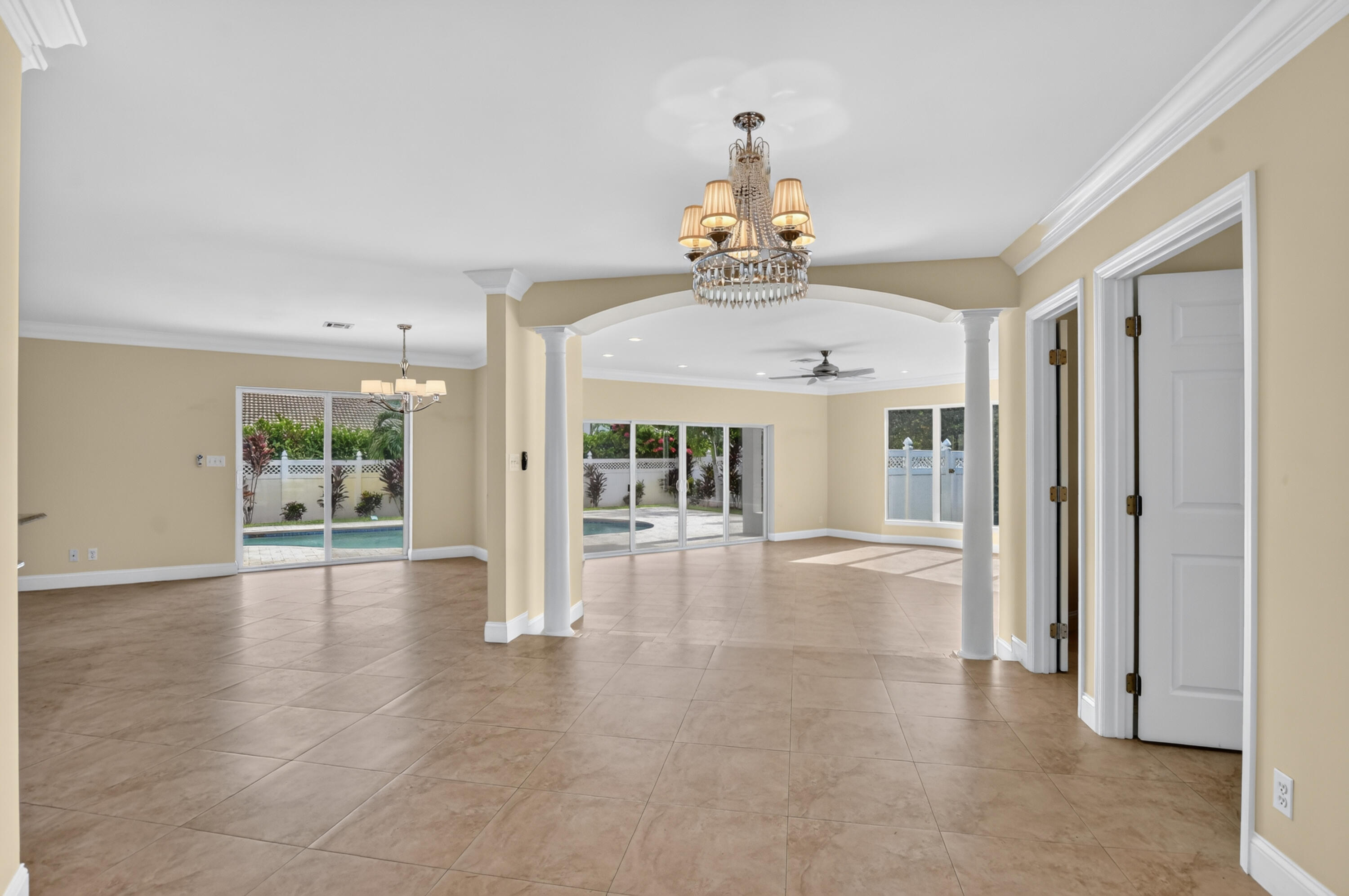 899 Granada, Boca Raton FL 33432