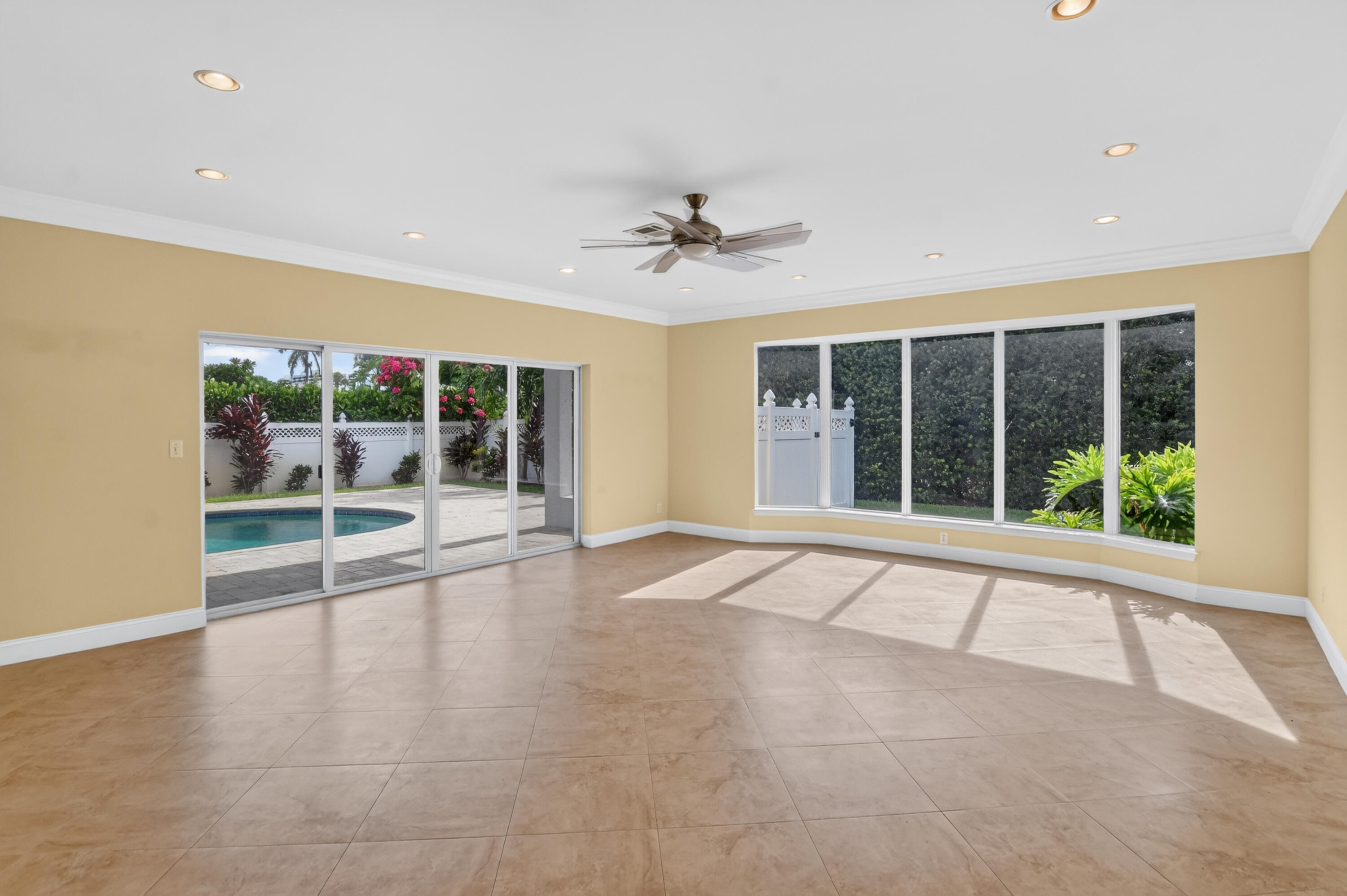 899 Granada, Boca Raton FL 33432