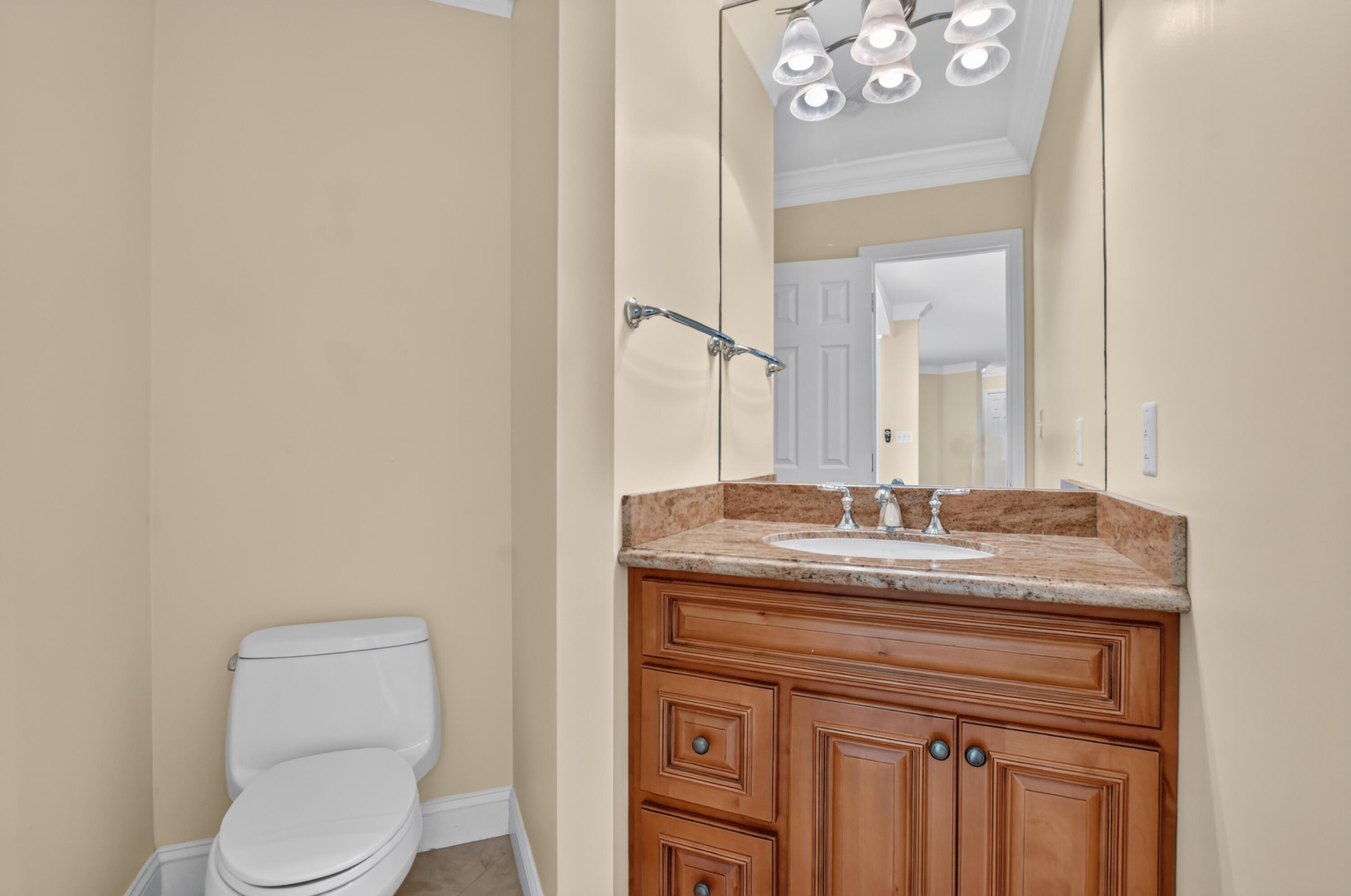 899 Granada, Boca Raton FL 33432