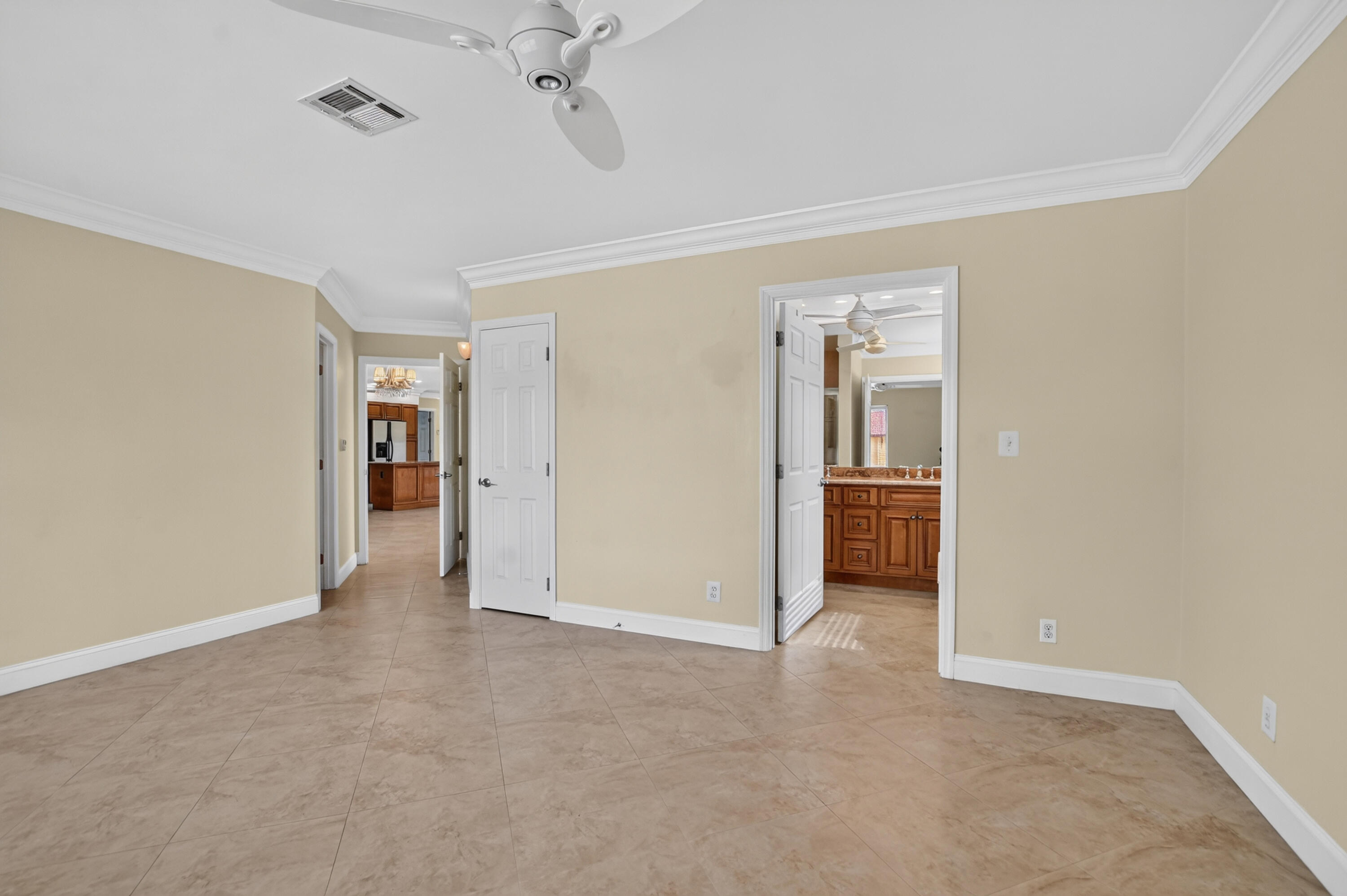 899 Granada, Boca Raton FL 33432