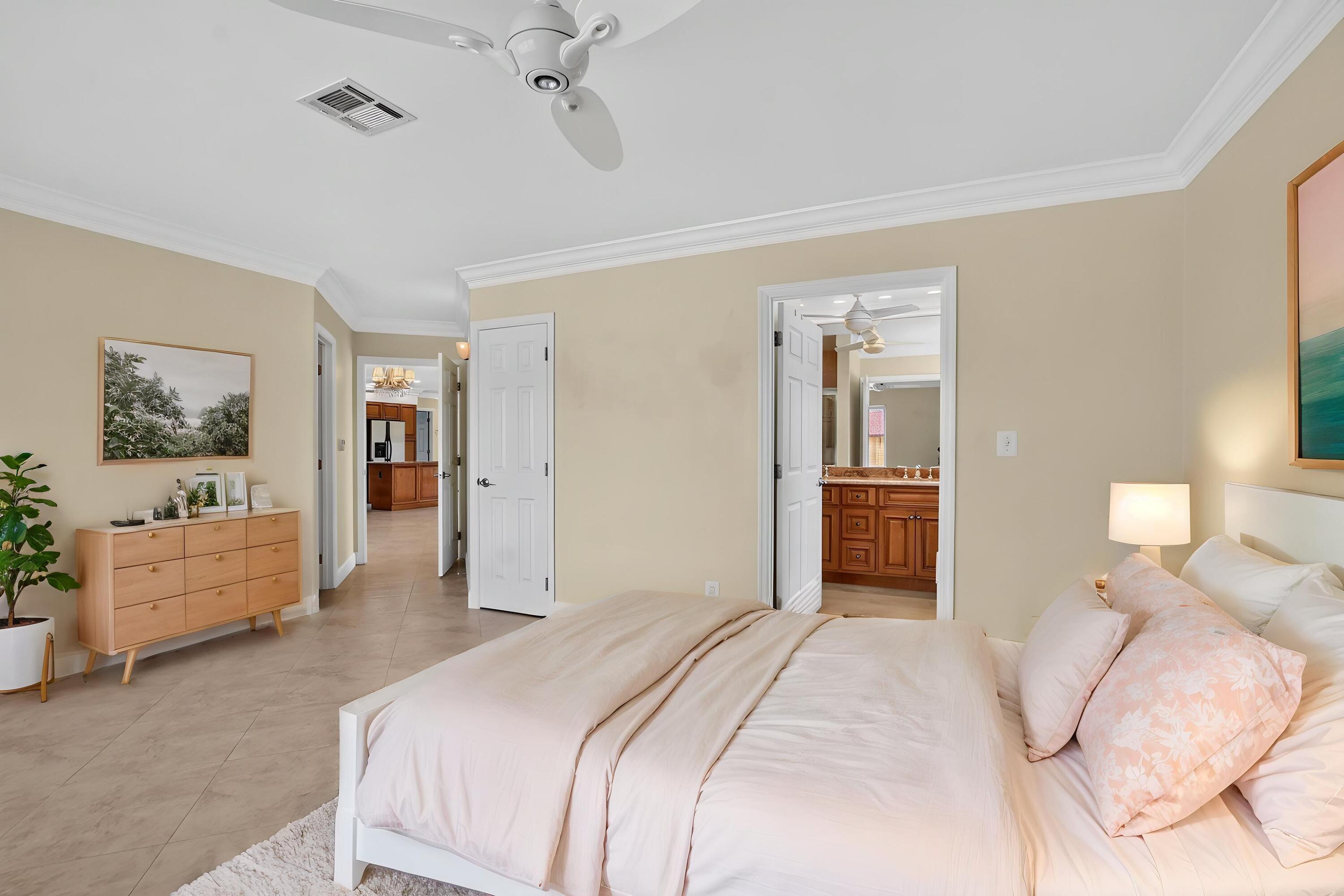 899 Granada, Boca Raton FL 33432