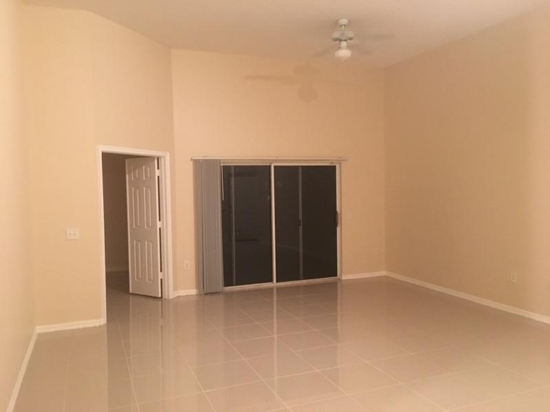 260 Crestwood #102, Royal Palm Beach FL 33411