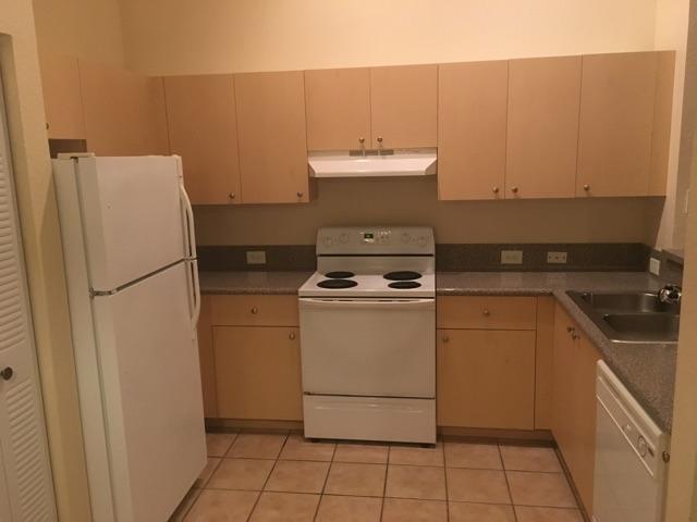 260 Crestwood #102, Royal Palm Beach FL 33411
