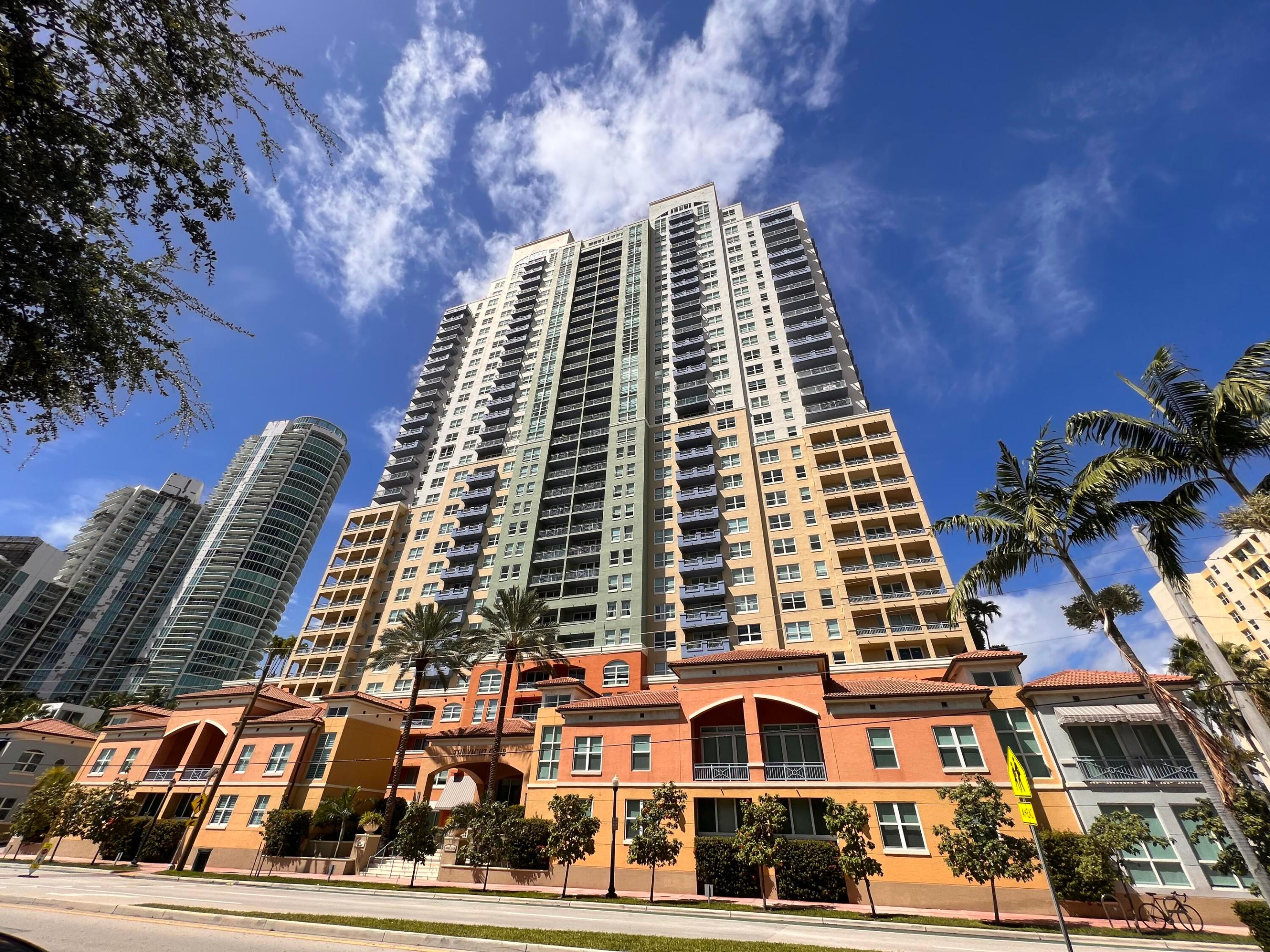 90 ALTON #2110, Miami Beach FL 33139