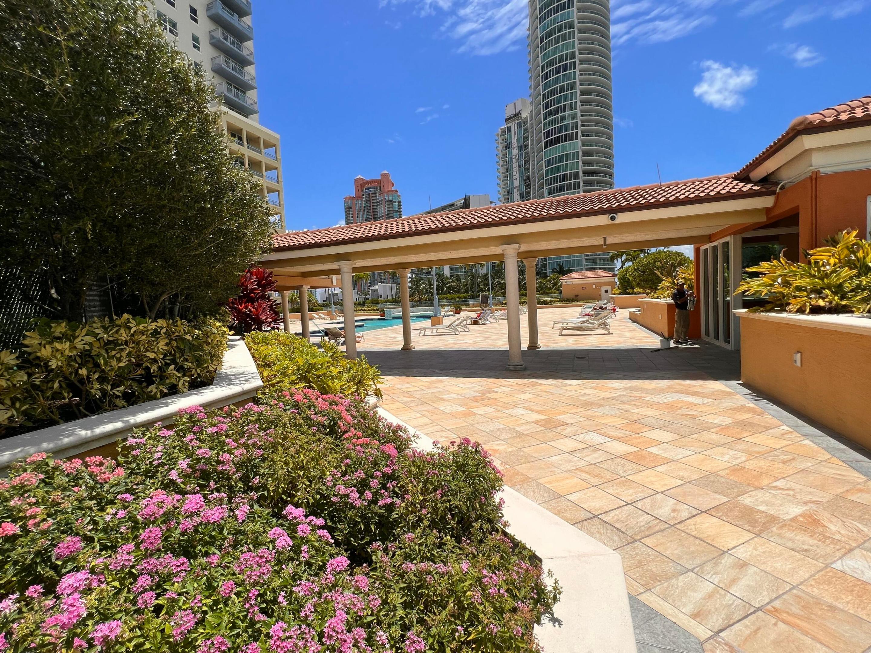 90 ALTON #2110, Miami Beach FL 33139