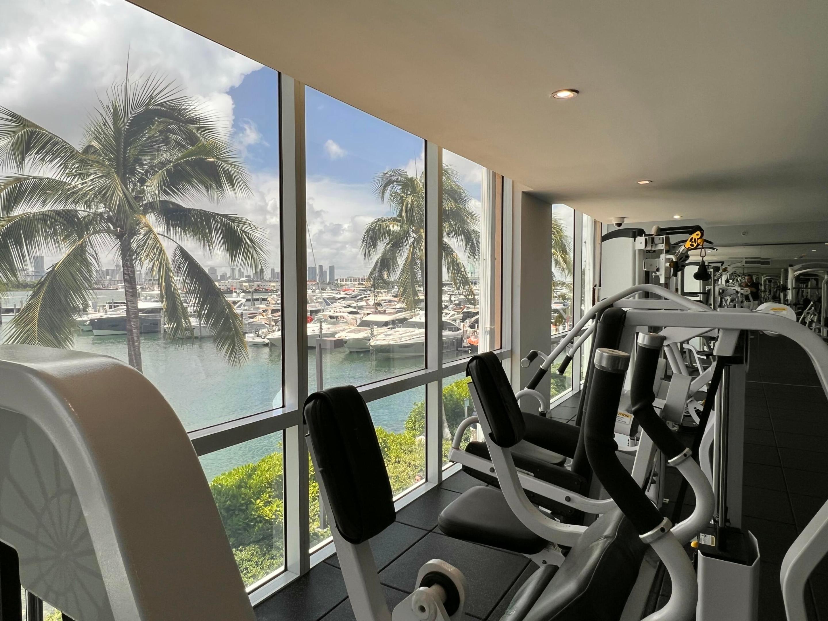 90 ALTON #2110, Miami Beach FL 33139