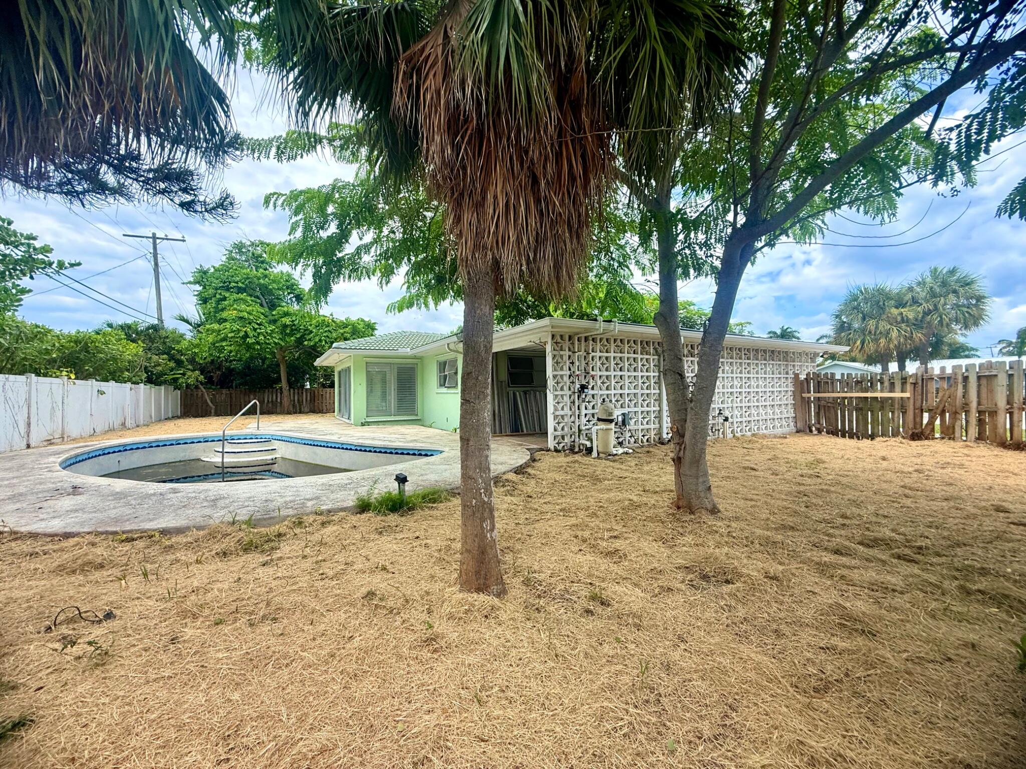 1281 MORSE, Singer Island FL 33404