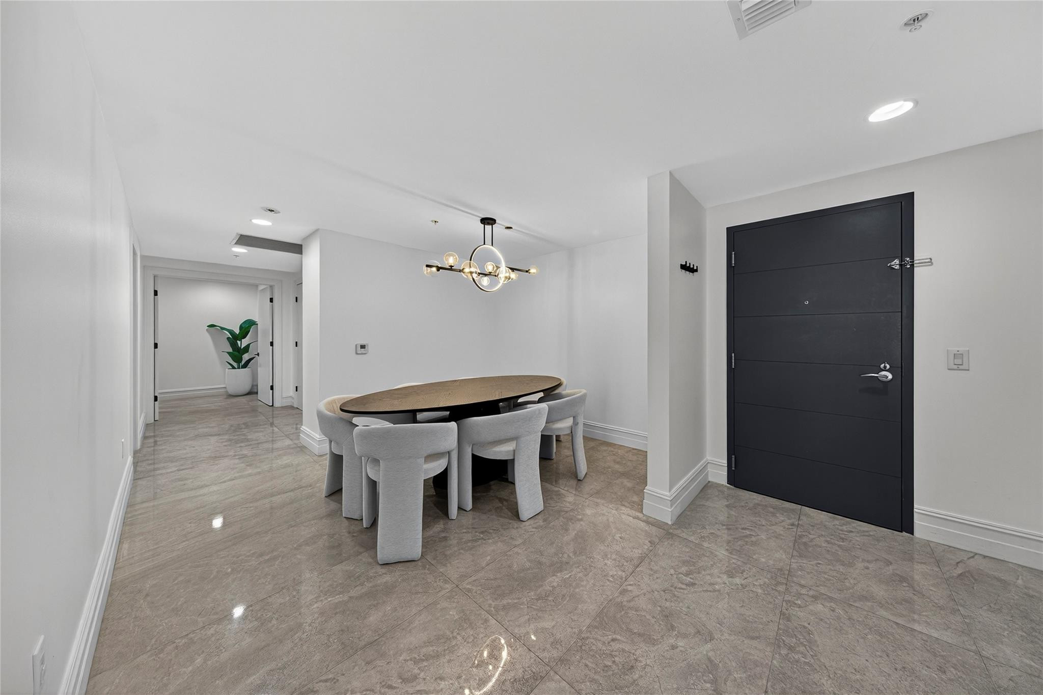 17301 Biscayne #506, North Miami Beach FL 33160