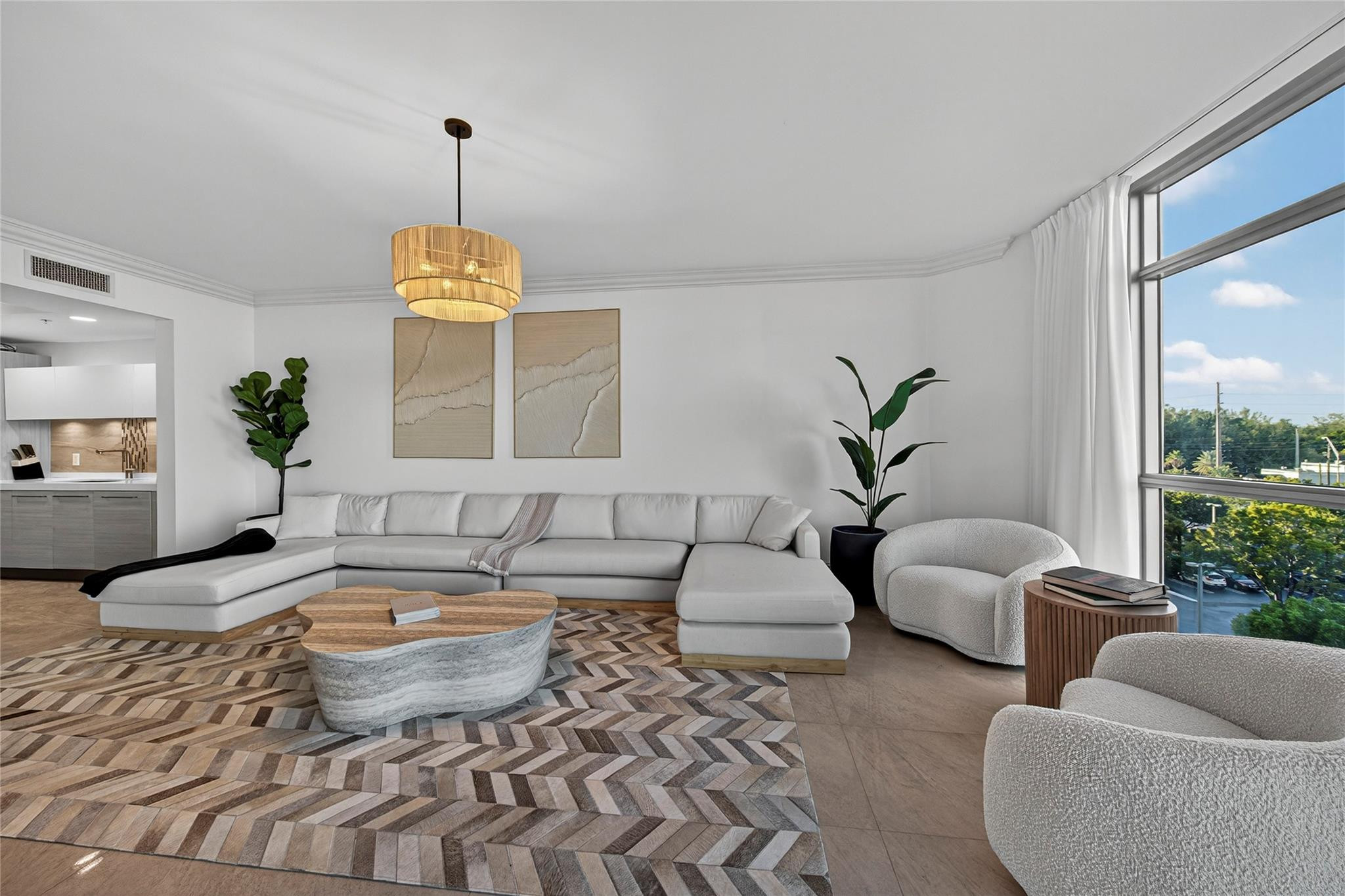 17301 Biscayne #506, North Miami Beach FL 33160