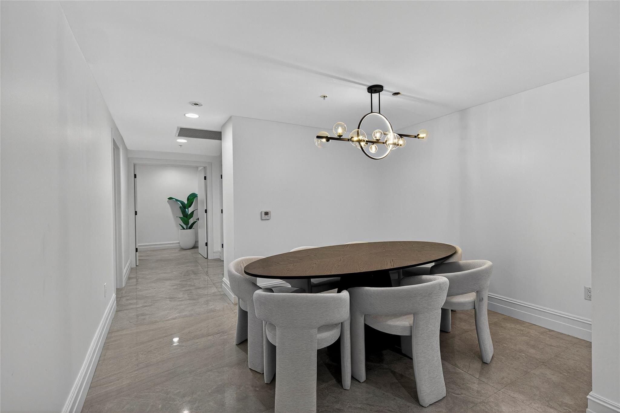 17301 Biscayne #506, North Miami Beach FL 33160