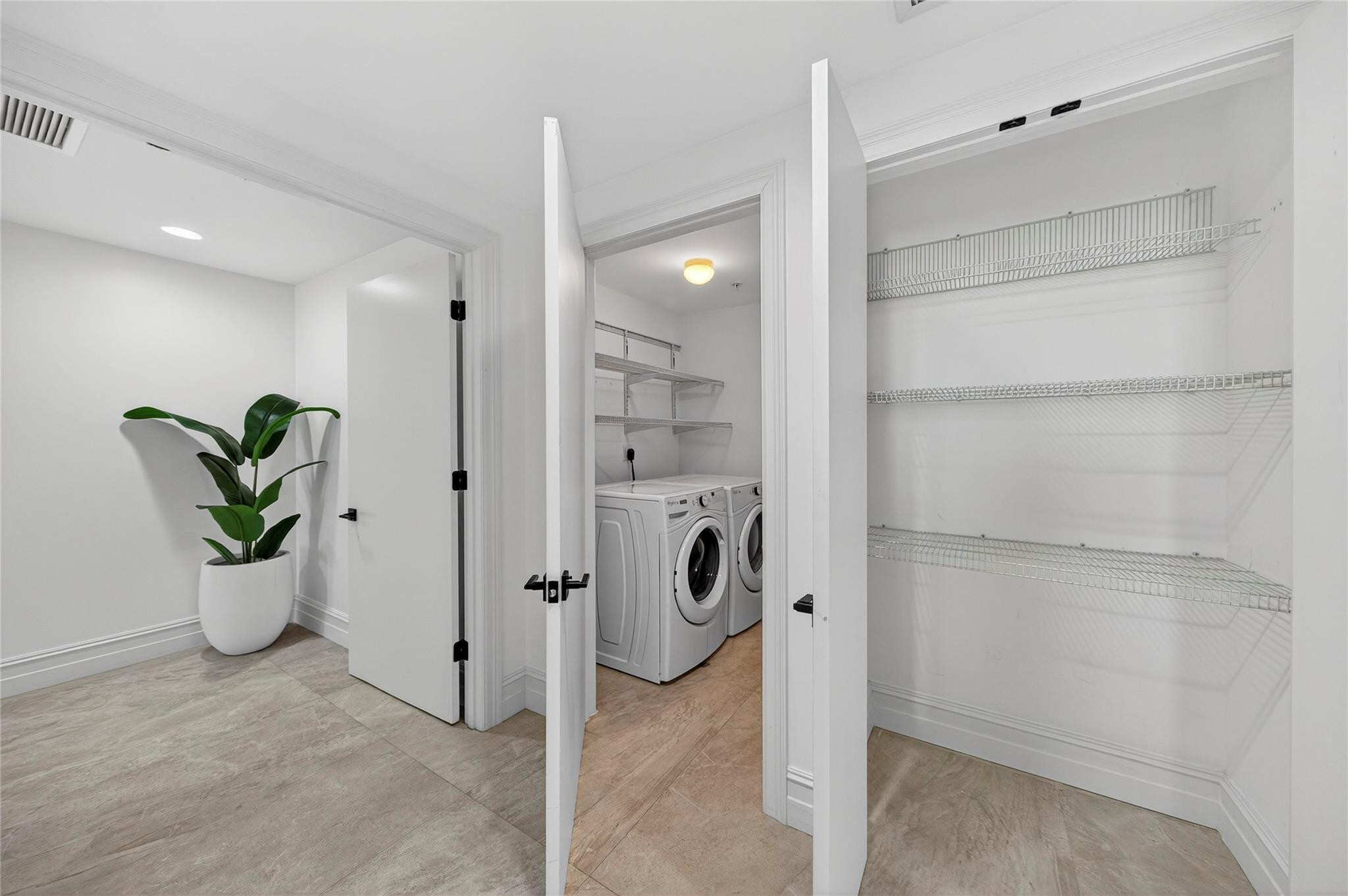 17301 Biscayne #506, North Miami Beach FL 33160