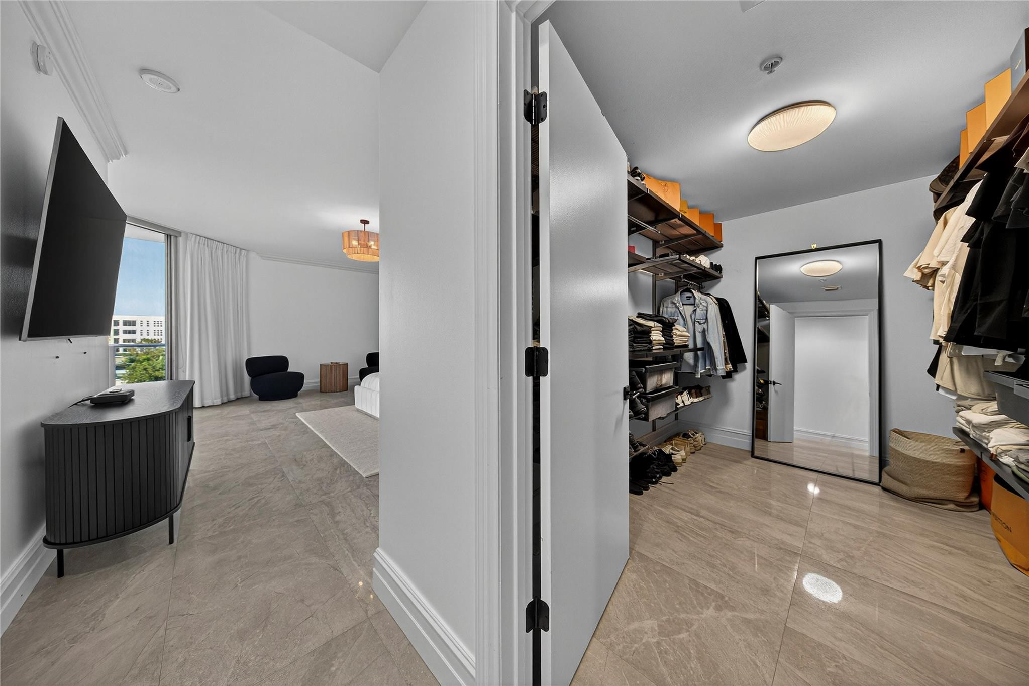 17301 Biscayne #506, North Miami Beach FL 33160